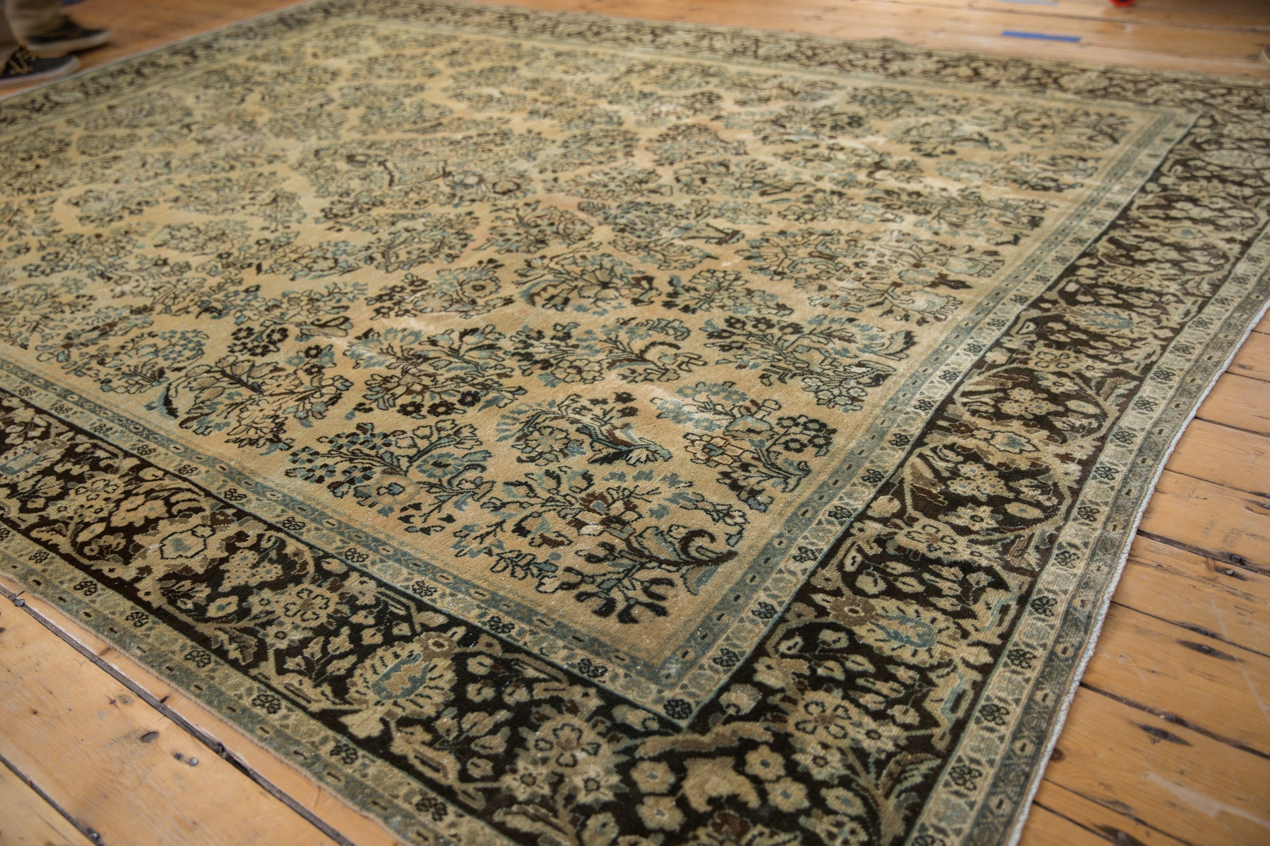 8.5x11.5 Vintage Distressed Arak Carpet by Old New House® - product image 3 for Resin Society
