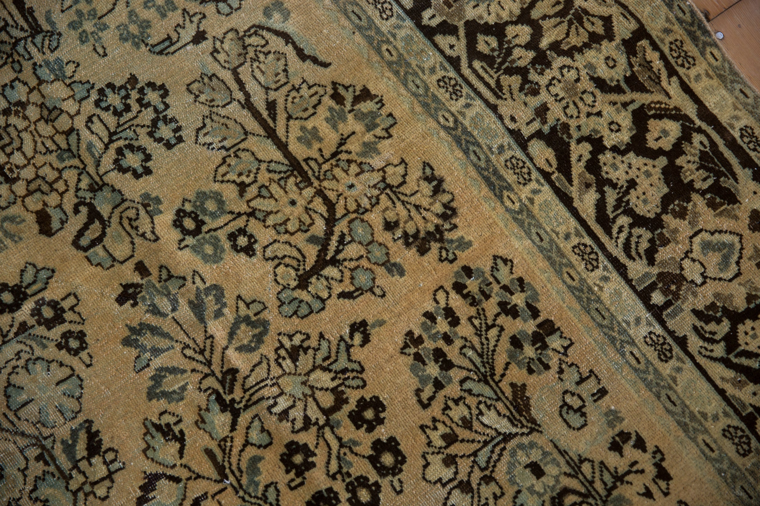 8.5x11.5 Vintage Distressed Arak Carpet by Old New House® - product image 13 for Resin Society