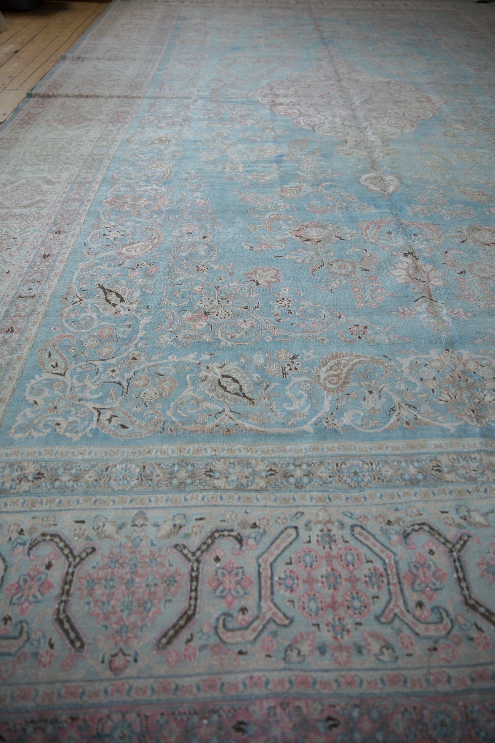 10x16.5 Vintage Distressed Meshed Carpet by Old New House® - product image 7 for Resin Society