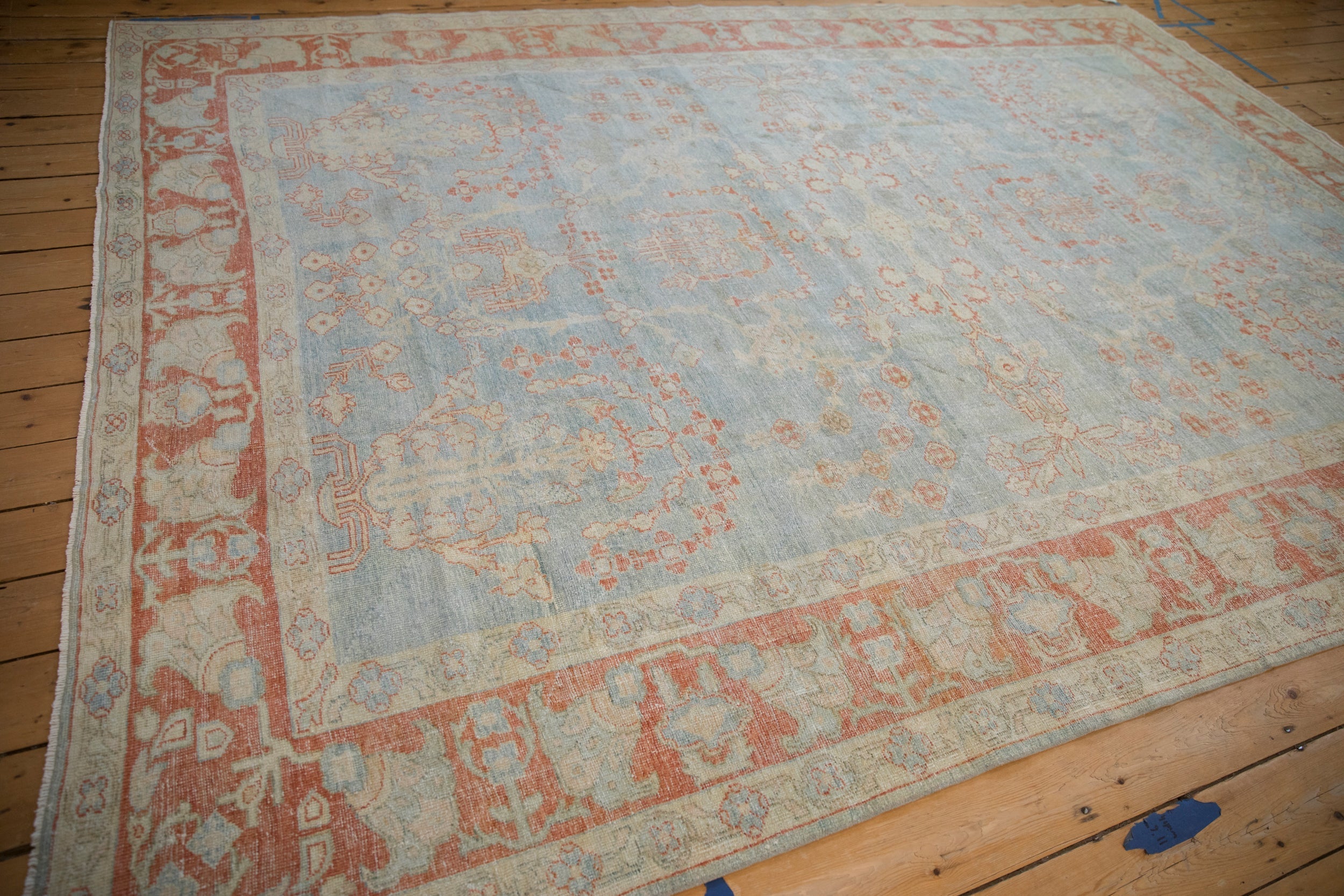 8.5x12 Vintage Distressed Mahal Carpet by Old New House® - product image 10 for Resin Society