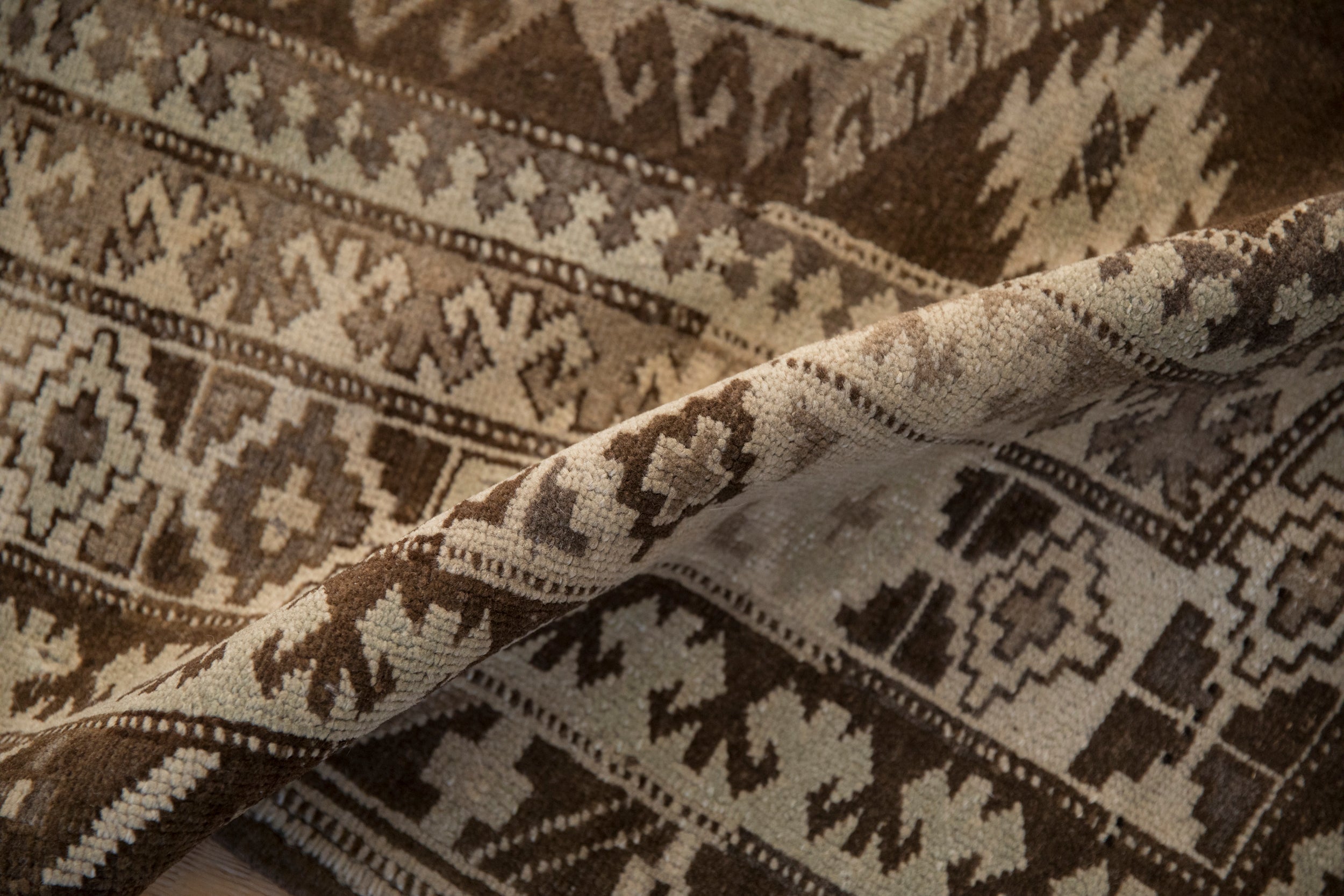 5.5x8.5 Vintage Distressed Kars Carpet by Old New House® - product image 7 for Resin Society