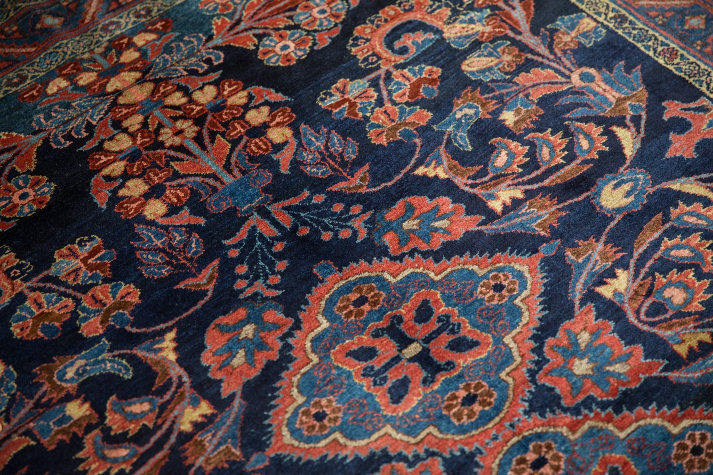 5.5x7.5 Vintage Fine Lilihan Carpet by Old New House® - product image 13 for Resin Society