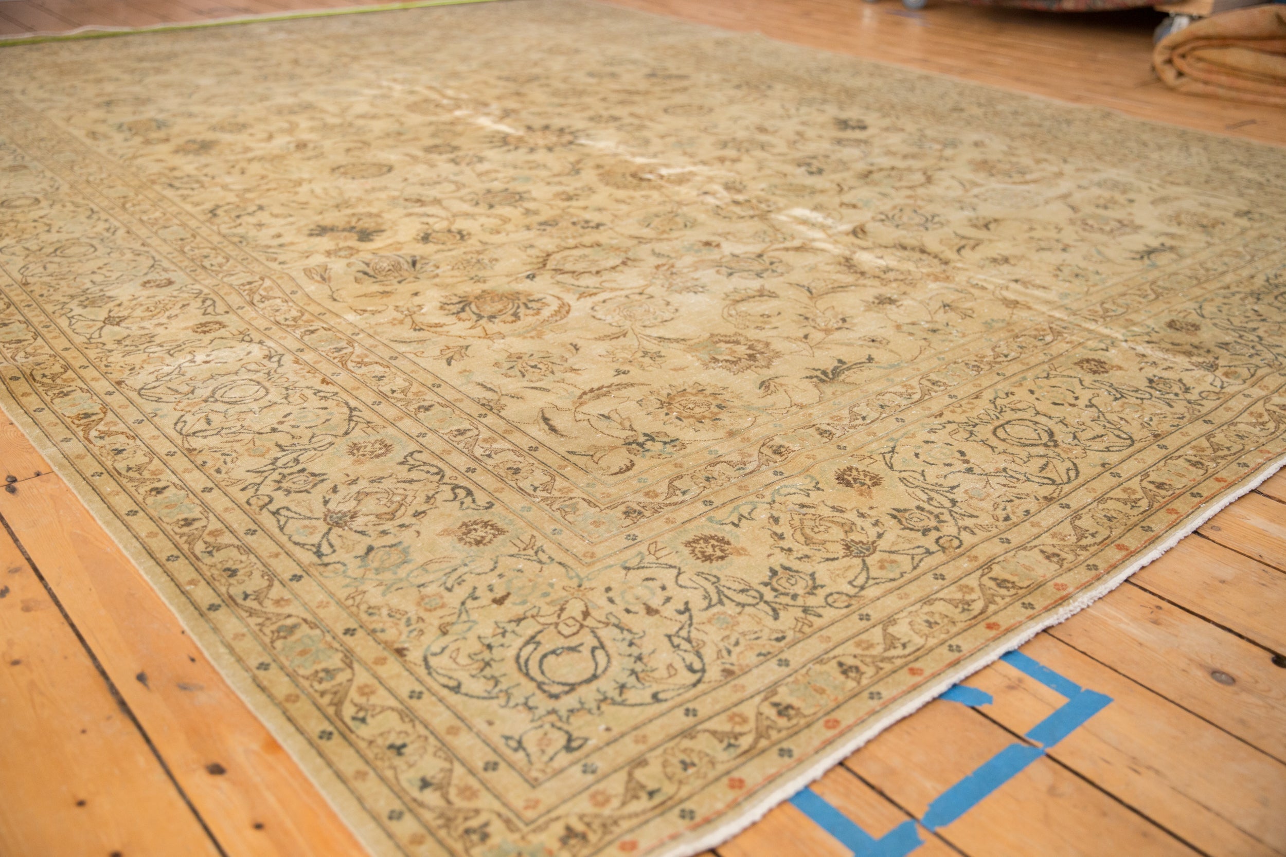 8.5x11.5 Vintage Distressed Kashan Carpet by Old New House® - product image 4 for Resin Society