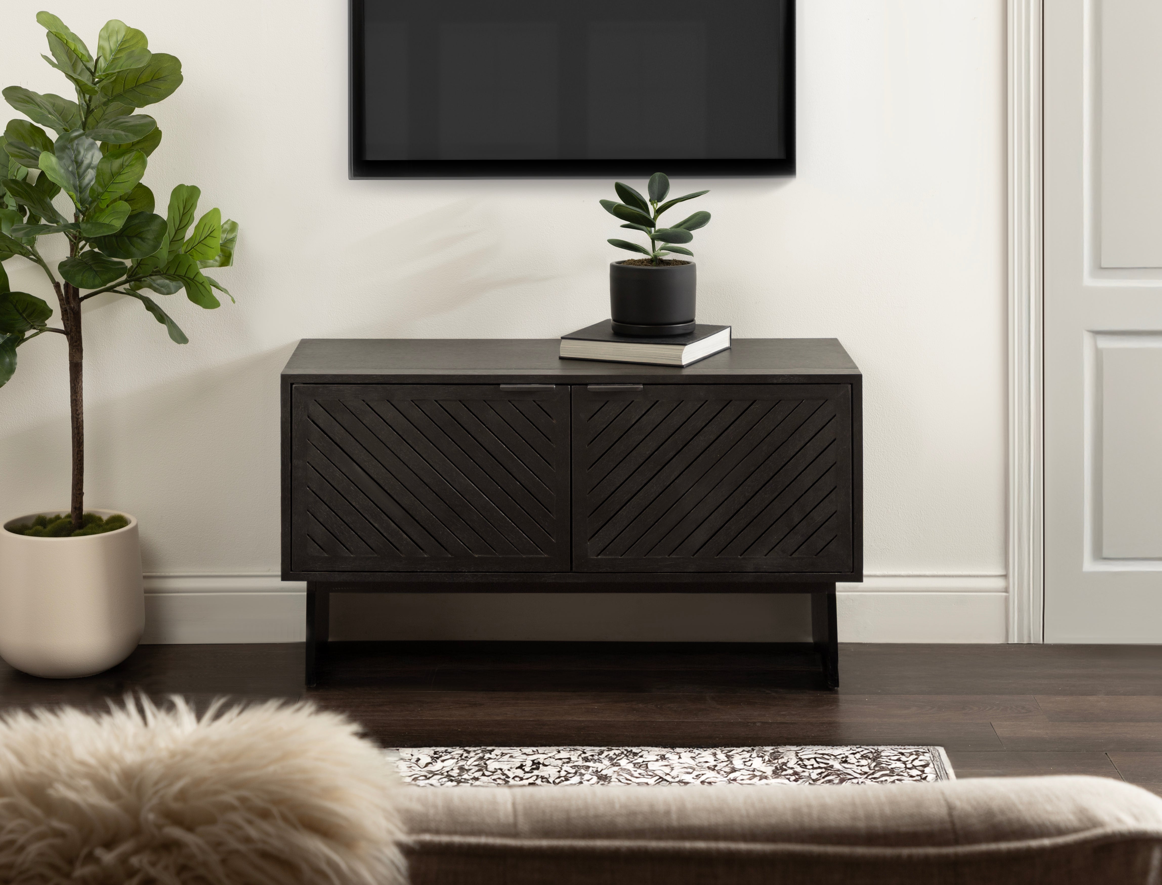 Mezzeta Wood TV Stand