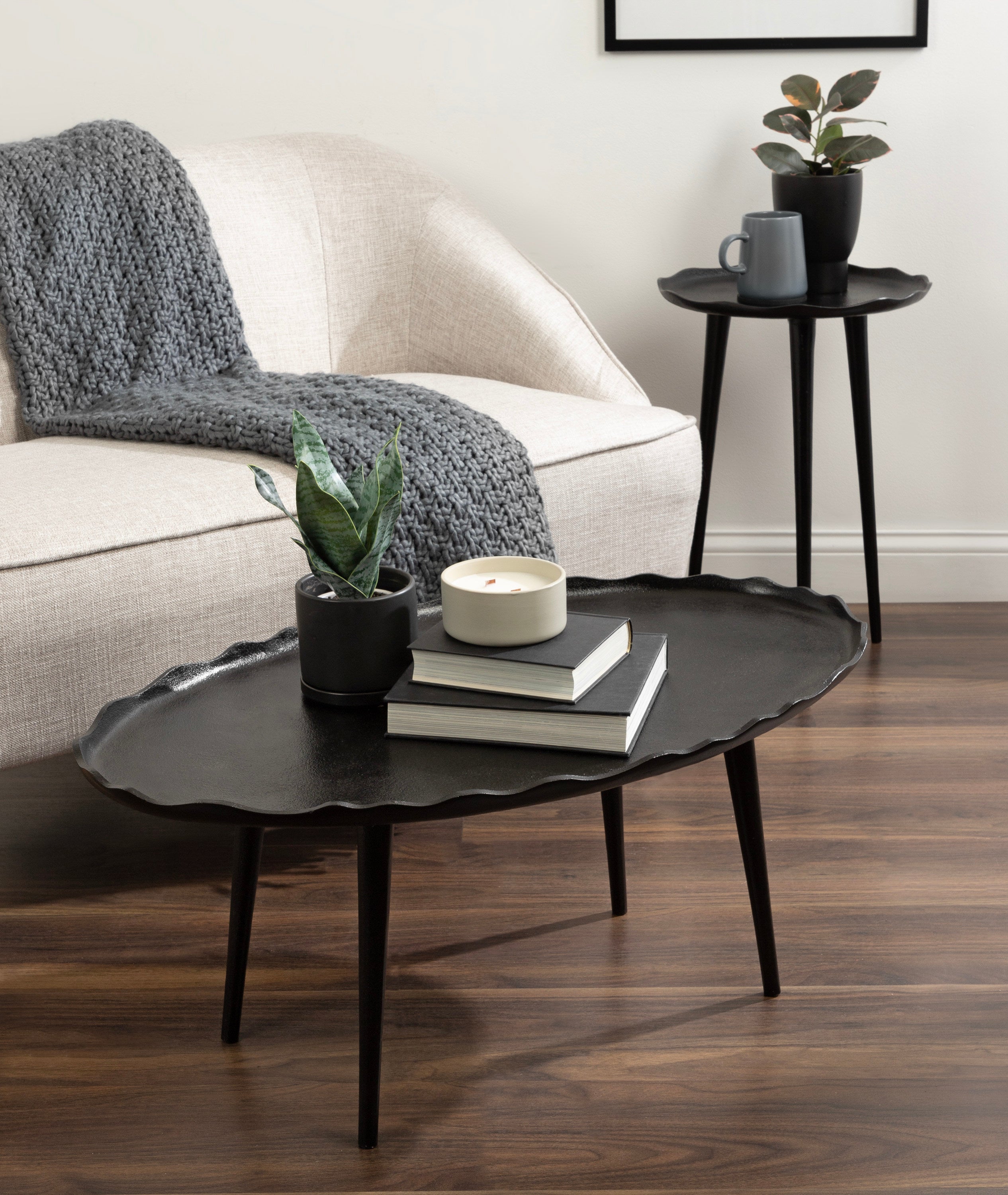 Alessia Round Side Table by kateandlaurel - product image 11 for Resin Society