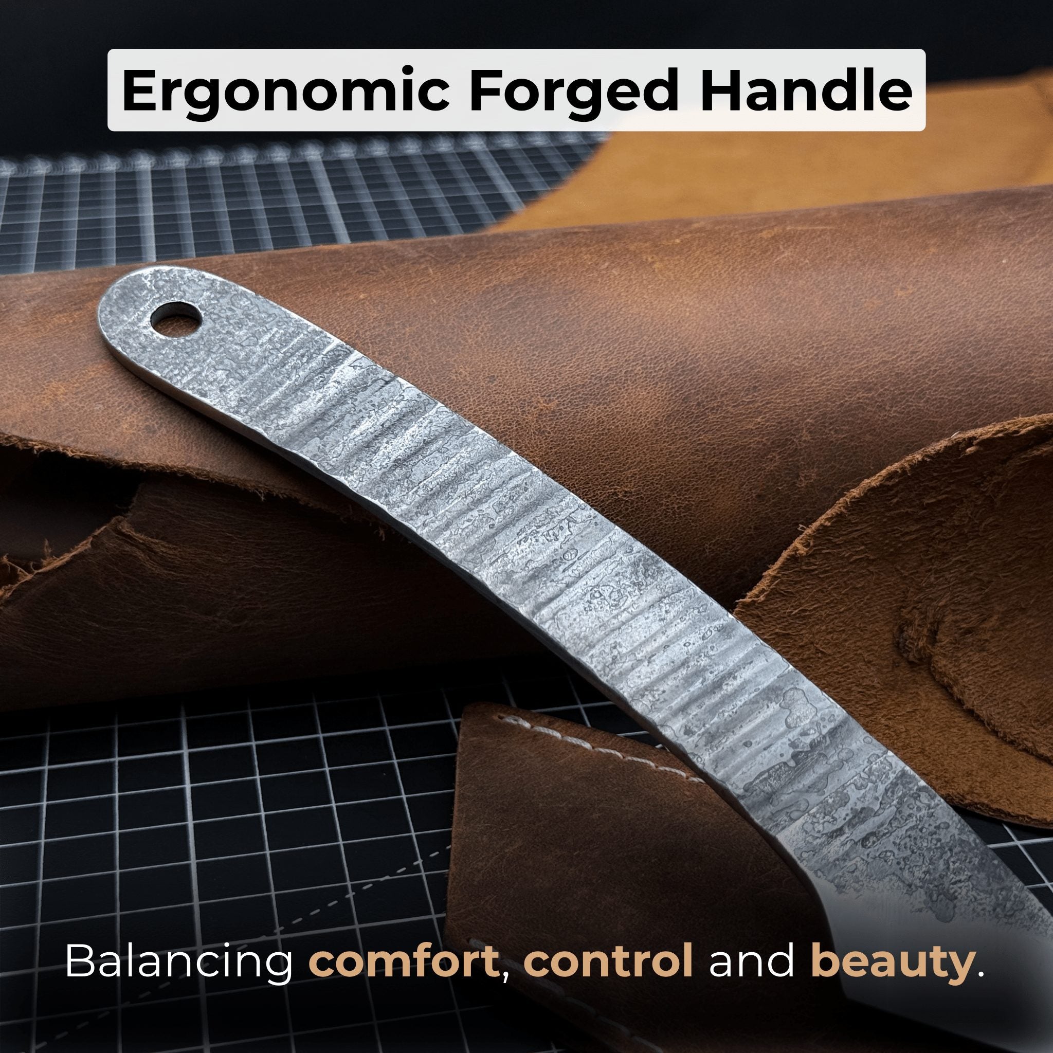 Hand-forged Kiridashi marking knife with 3.5 cm carbon steel blade and leather sheath