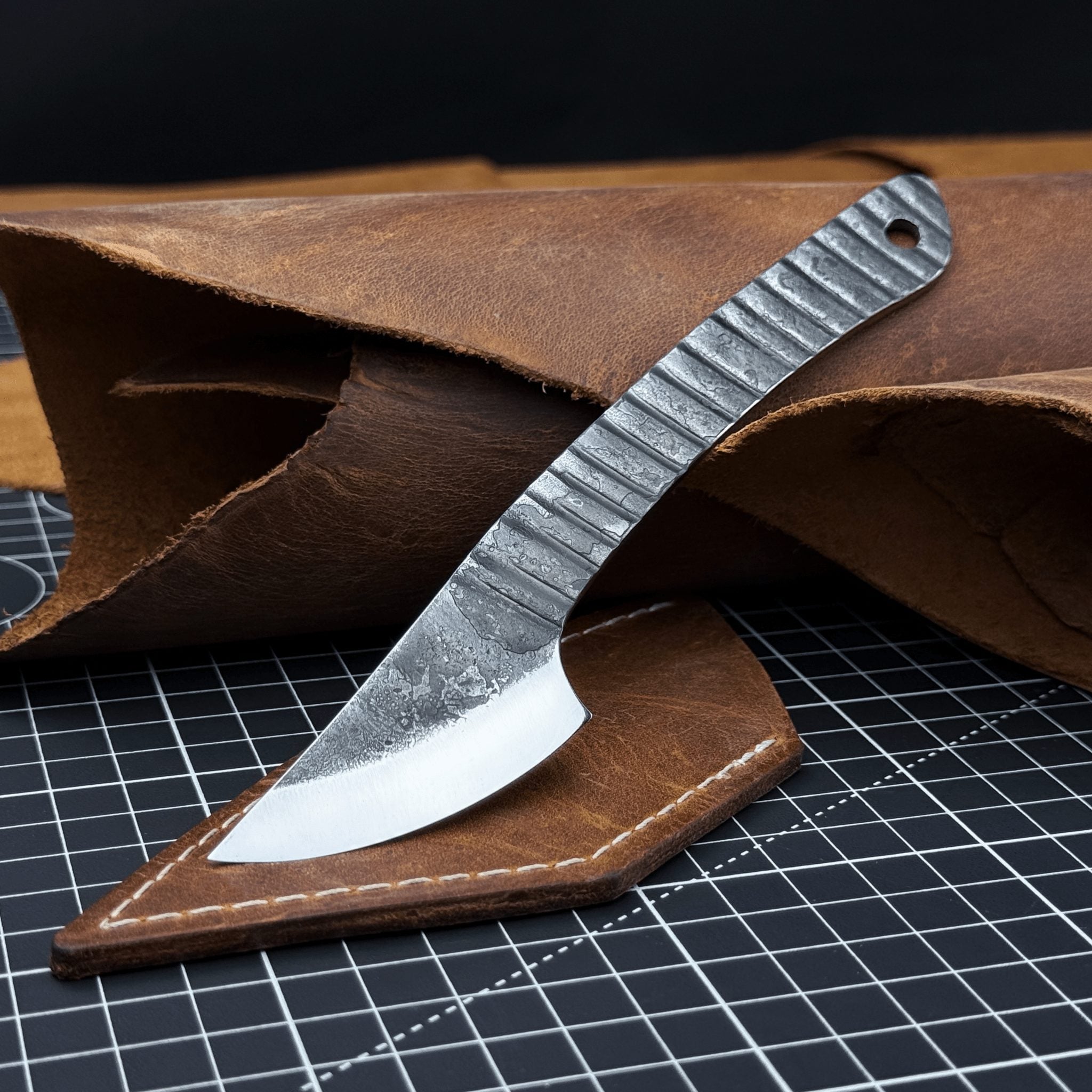 Hand-forged Kiridashi marking knife with rounded blade and leather sheath