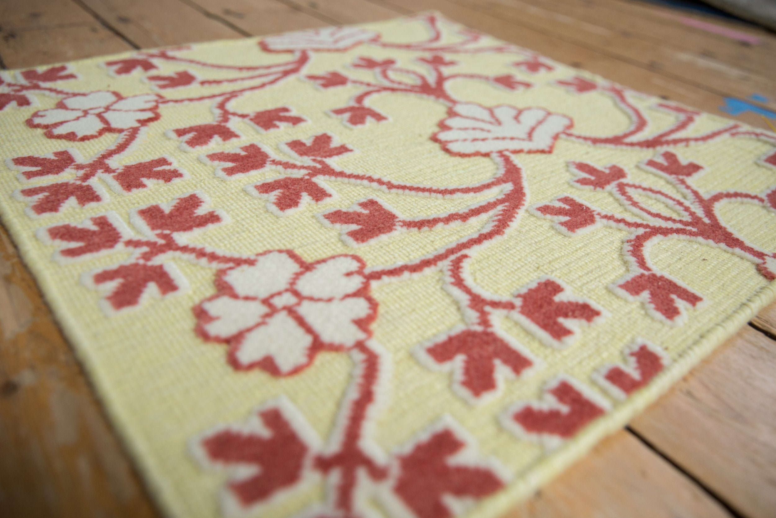 2x2 New Indian Samarkand Design Square Rug Mat