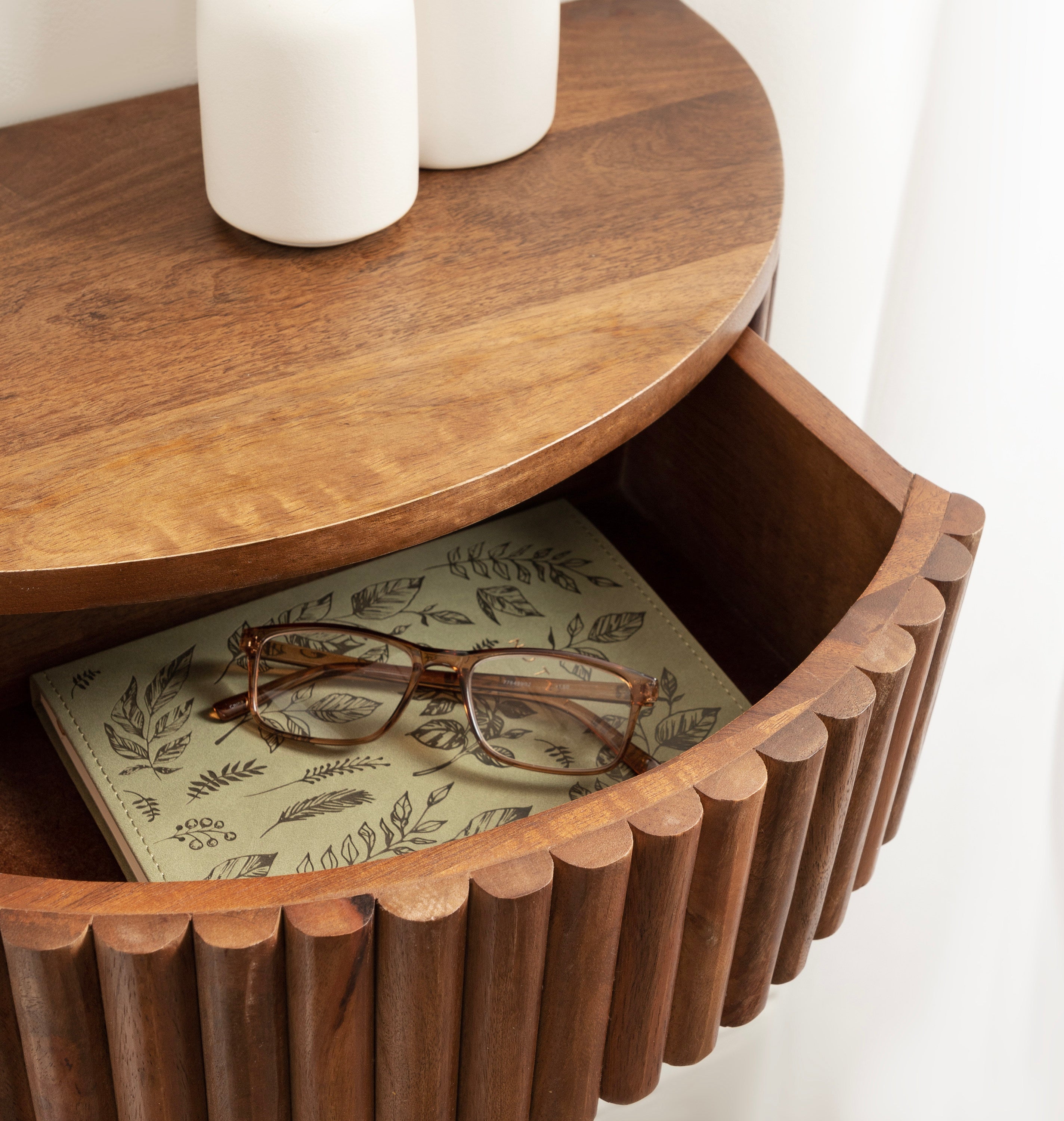 Reid Ribbed Floating Side Table