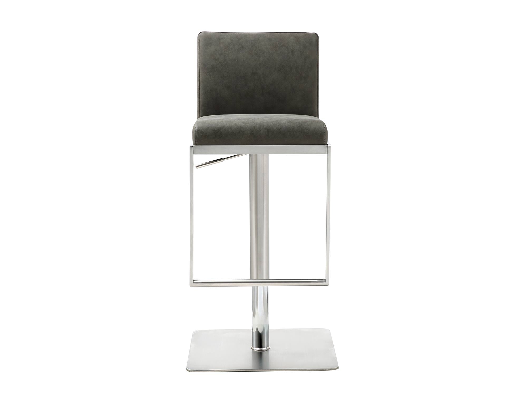 Clay Barstool detail image - Resin Society