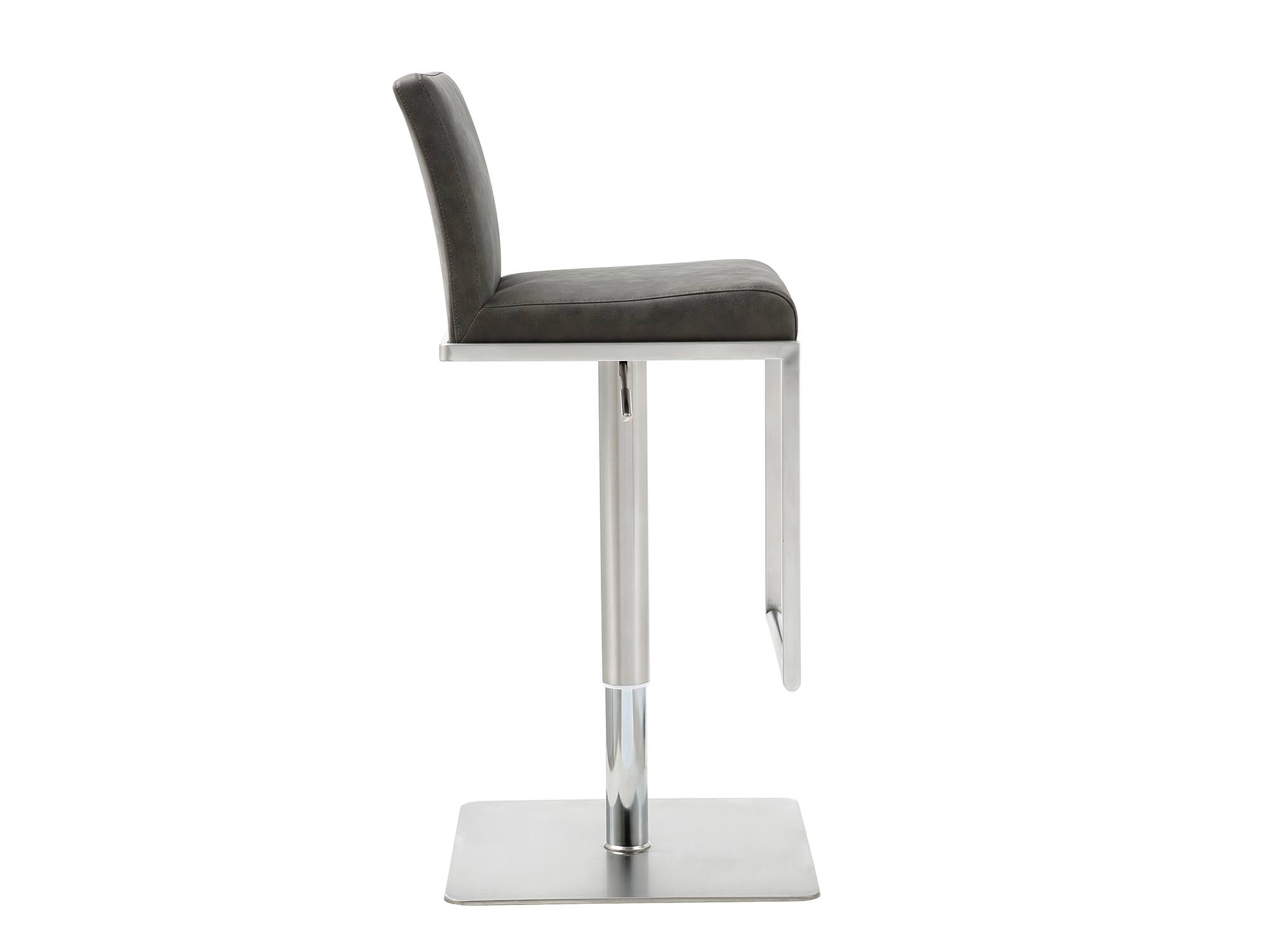 Clay Barstool detail image - Resin Society