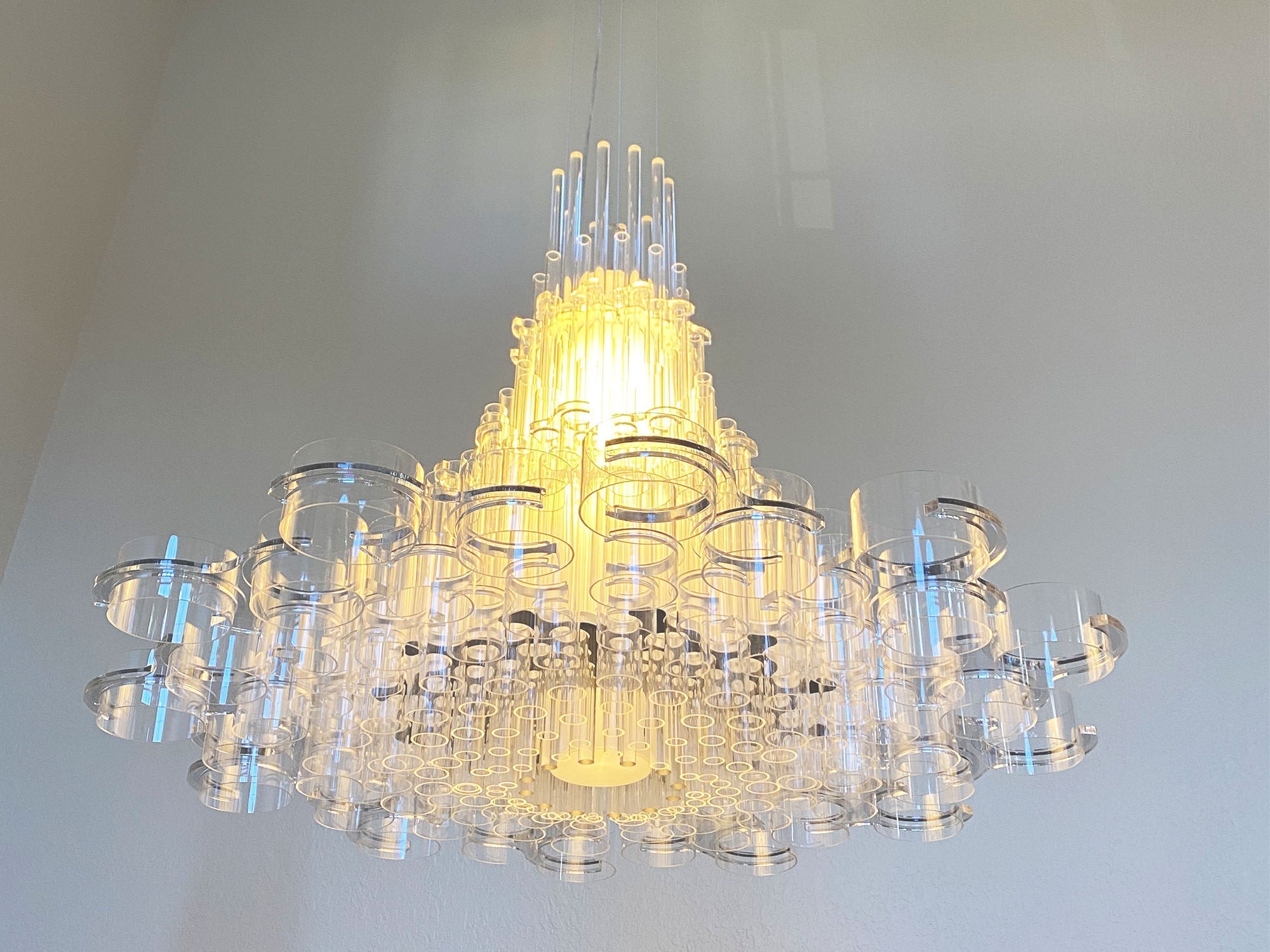 Sasha Pendant Lamp detail image - Resin Society