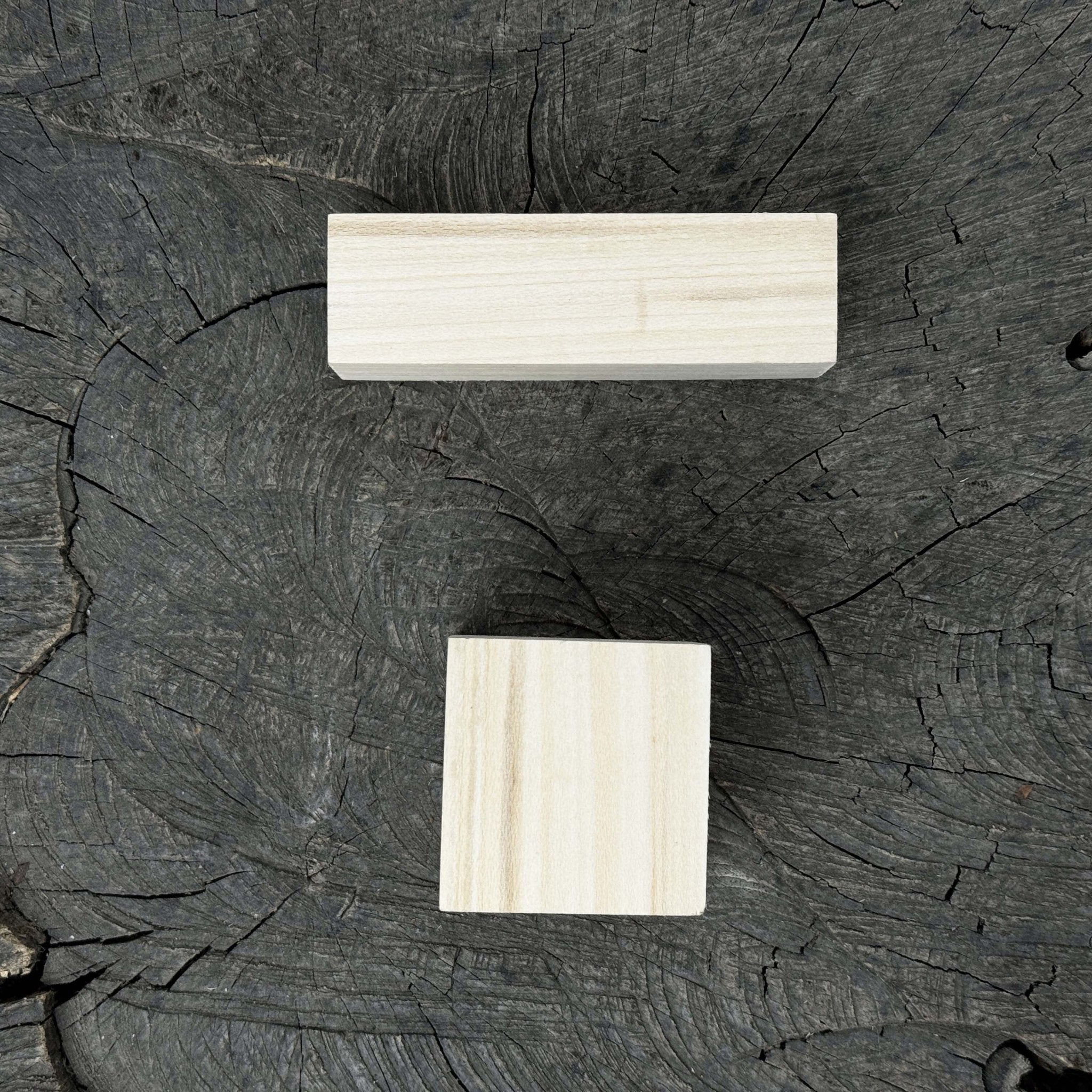 Set of 16 finely sanded linden wood carving blanks in cube and block shapes