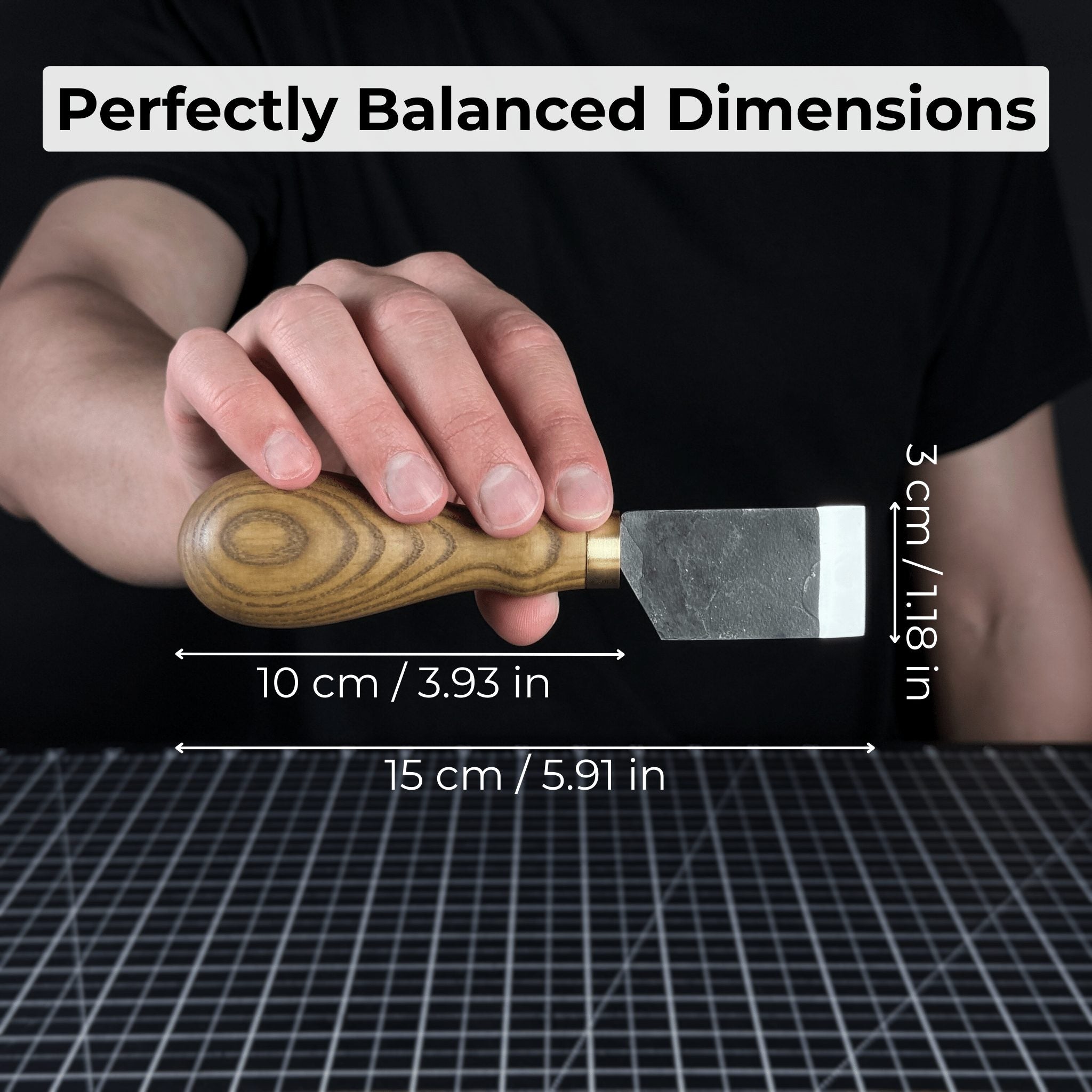 FST Hand-Forged Straight Leather Skiving Knife with 3 cm blade and ash wood handle