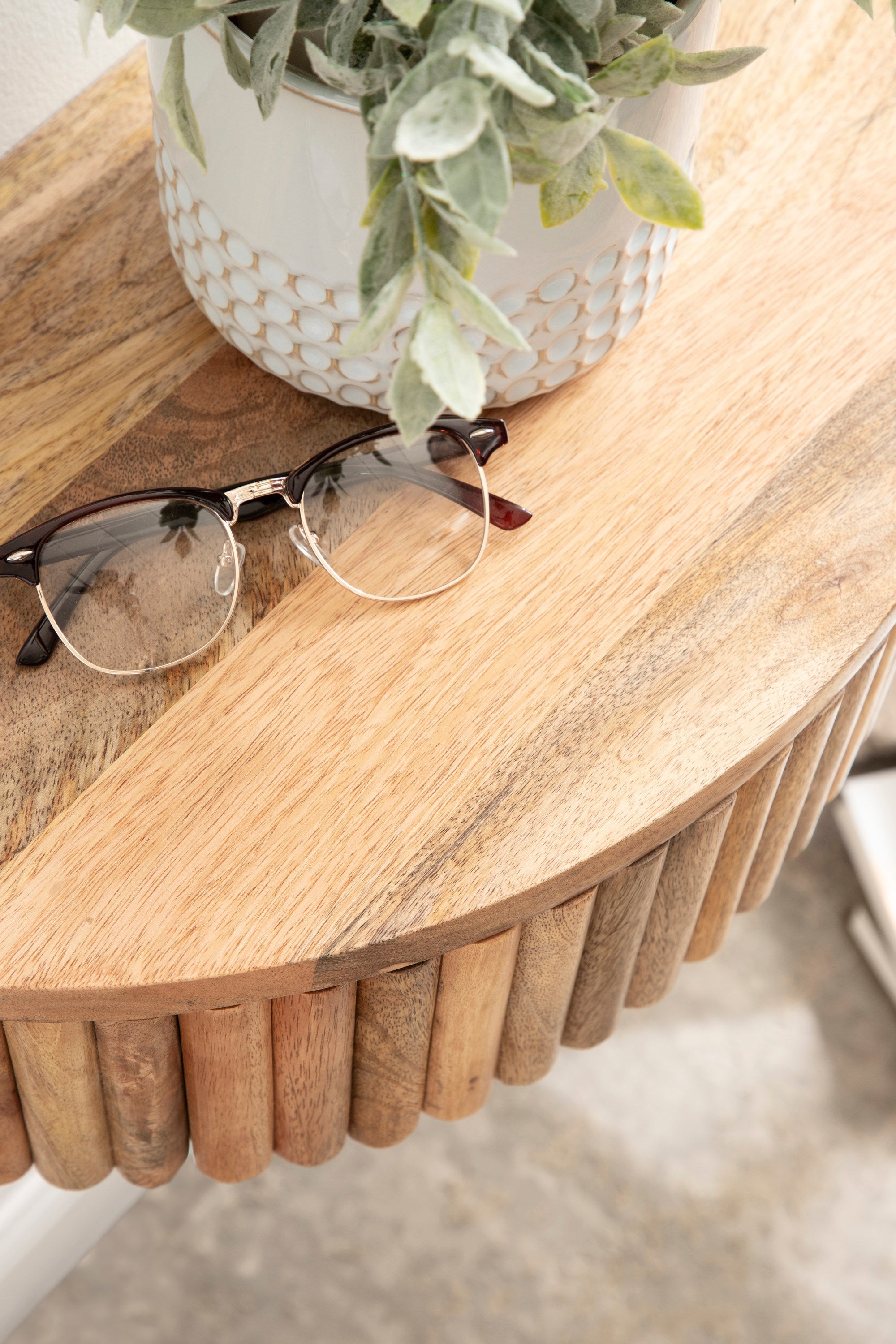 Reid Ribbed Floating Side Table