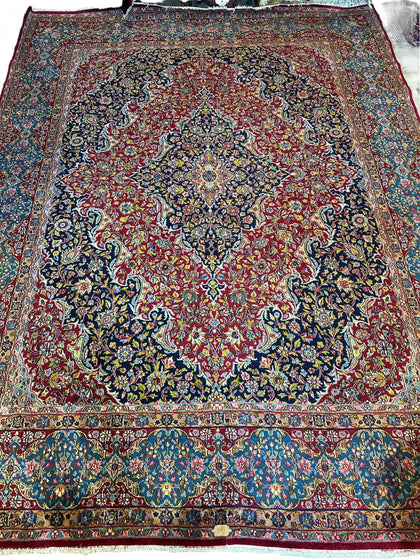 Vintage & Antique Rugs