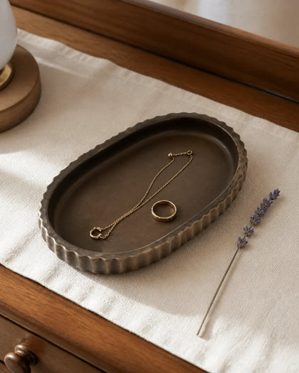 Resin Stoneware Trays