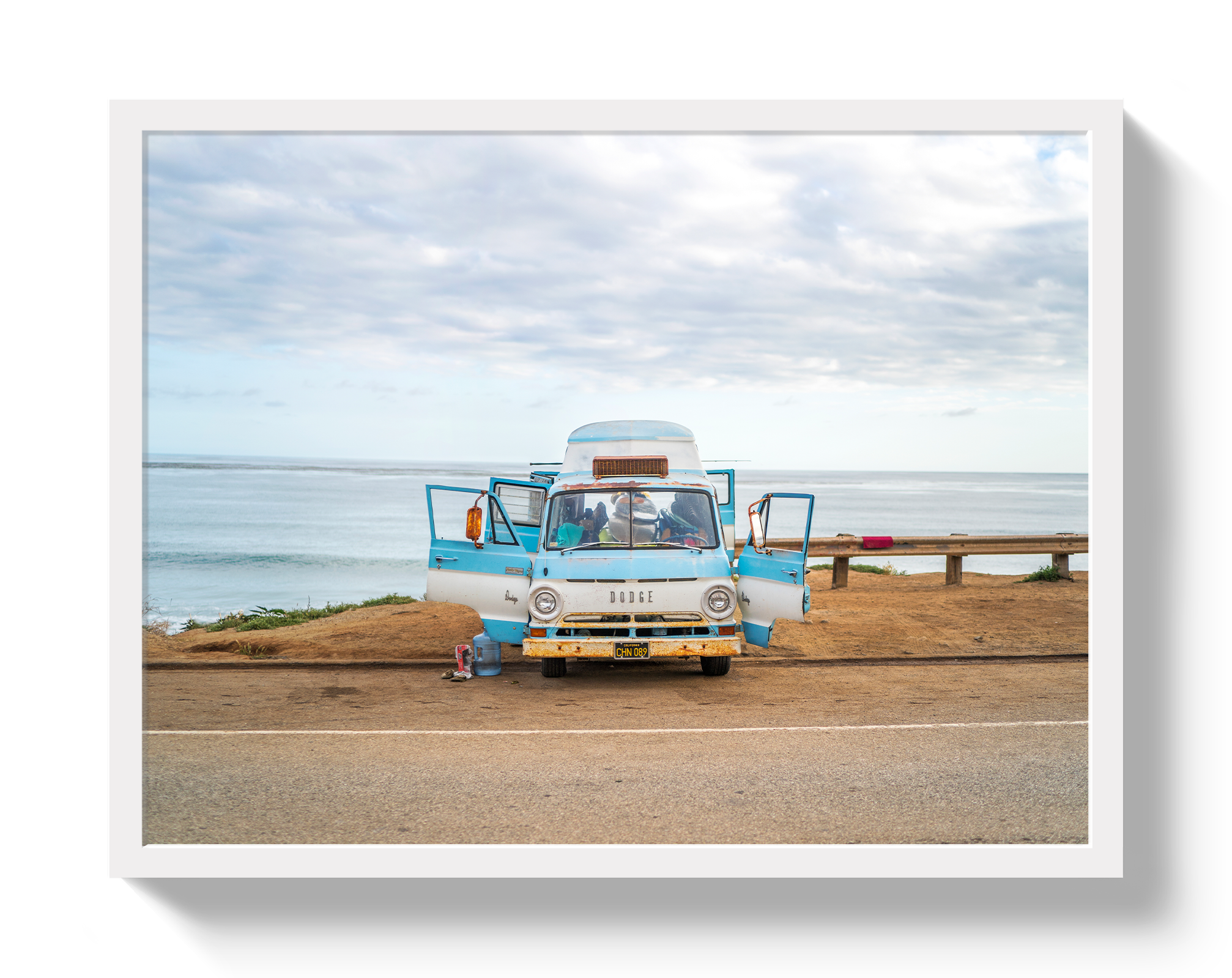 Vagabond Bus by Johnny Vacay - product image 5 for Resin Society