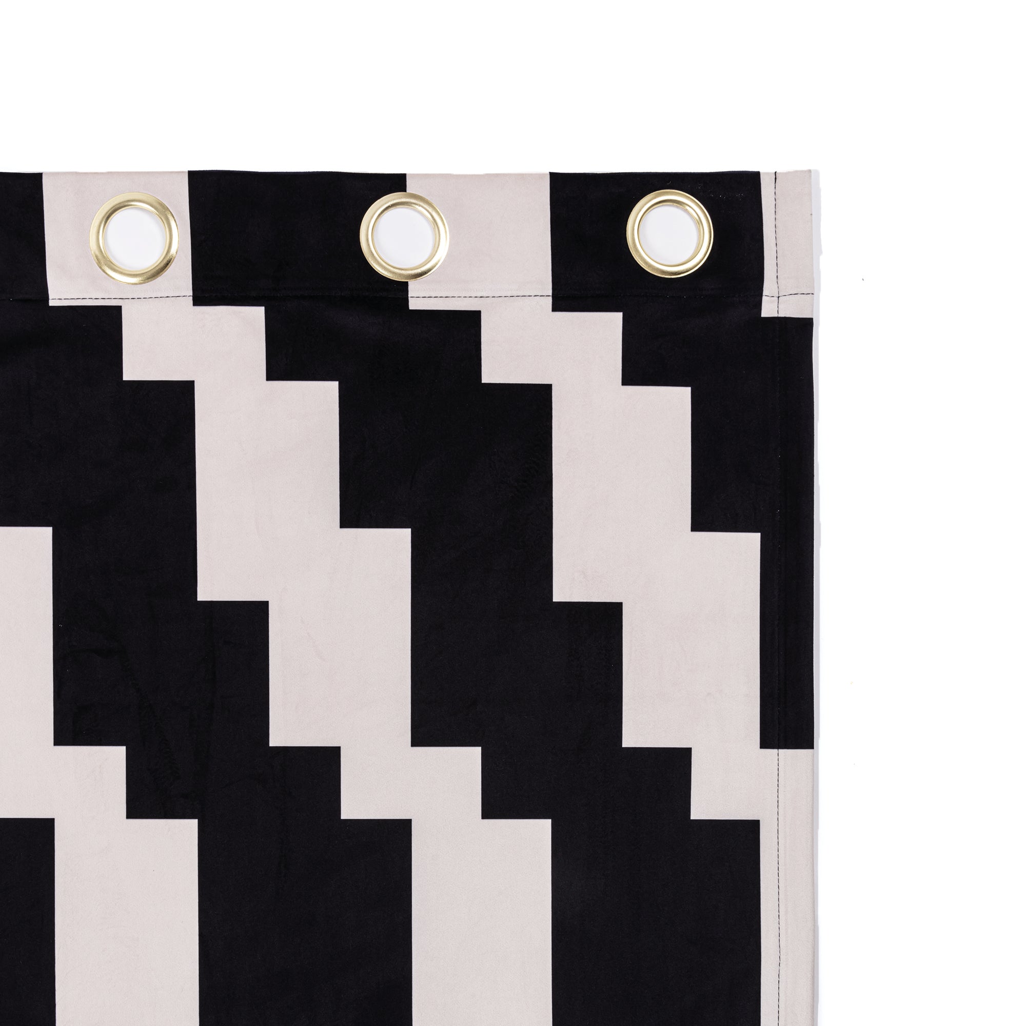 Curtain Zig-Zag detail image - Resin Society