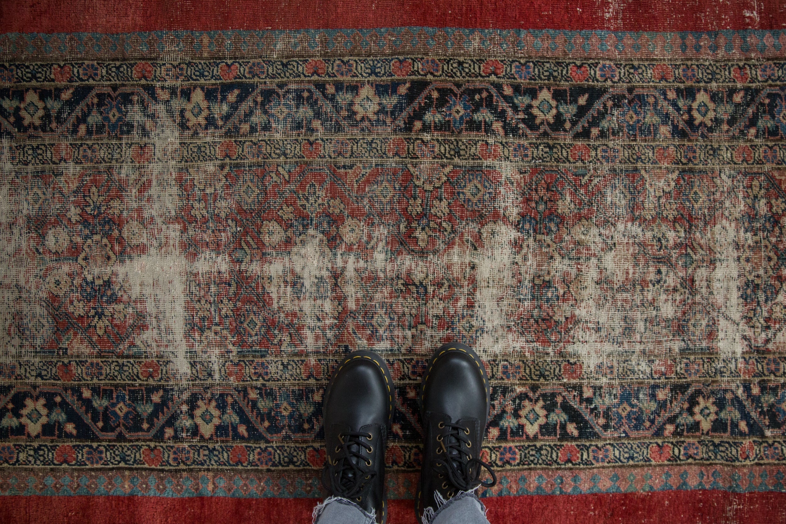 2.5x5.5 Antique Fine Fragment Serab Rug Runner