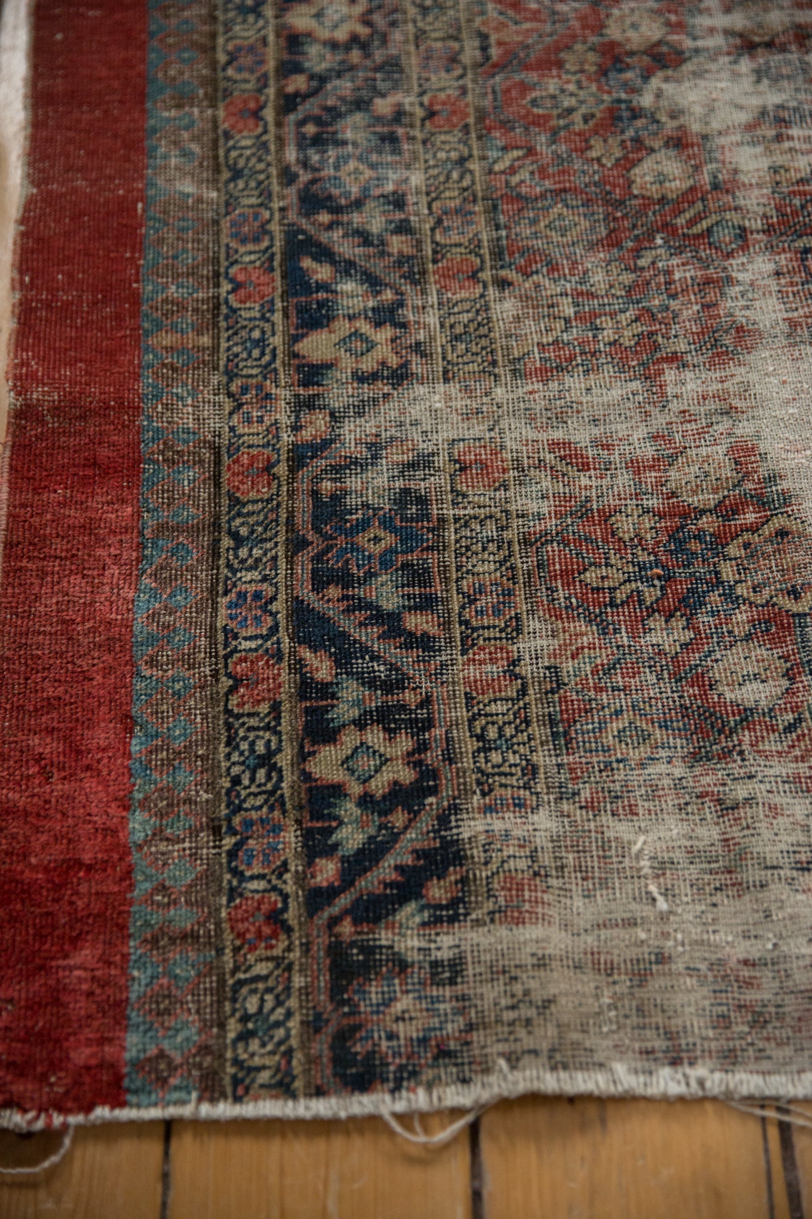 2.5x5.5 Antique Fine Fragment Serab Rug Runner