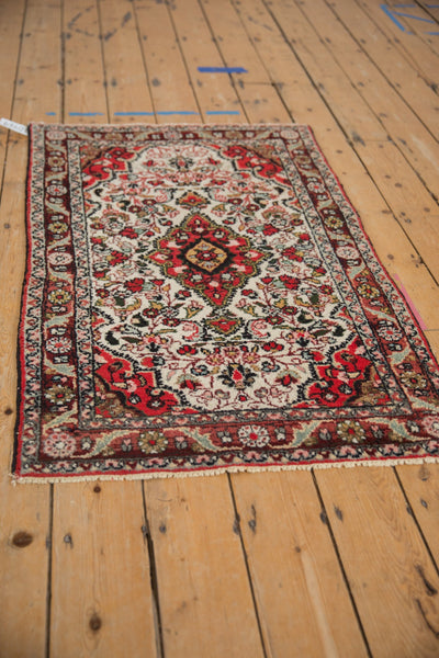 2.5x4 Vintage Dargezine Rug