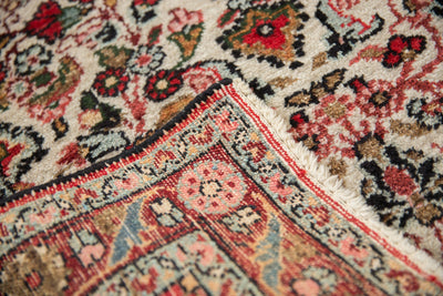 2.5x4 Vintage Dargezine Rug