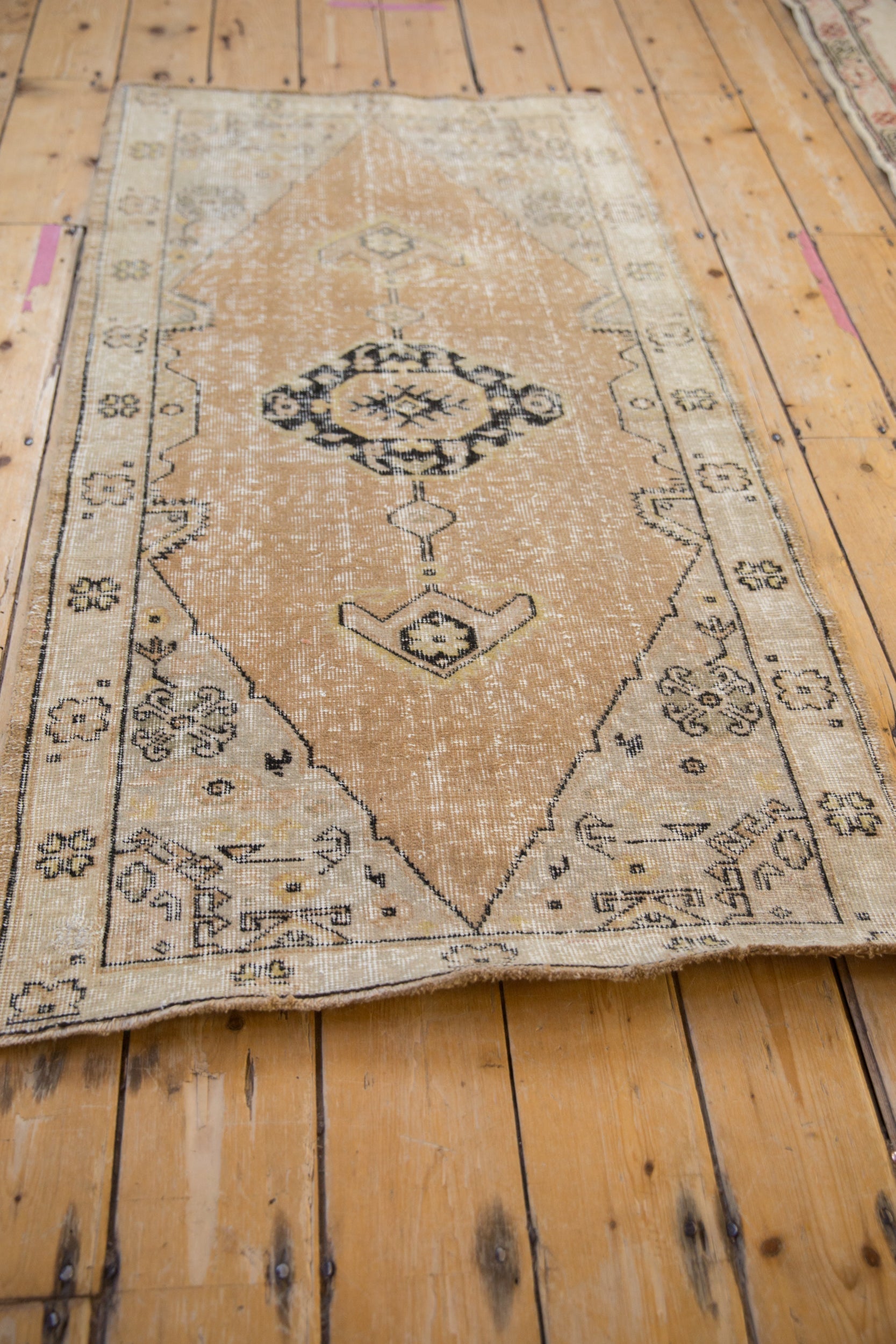 2.5x5 Vintage Distressed Oushak Rug Runner