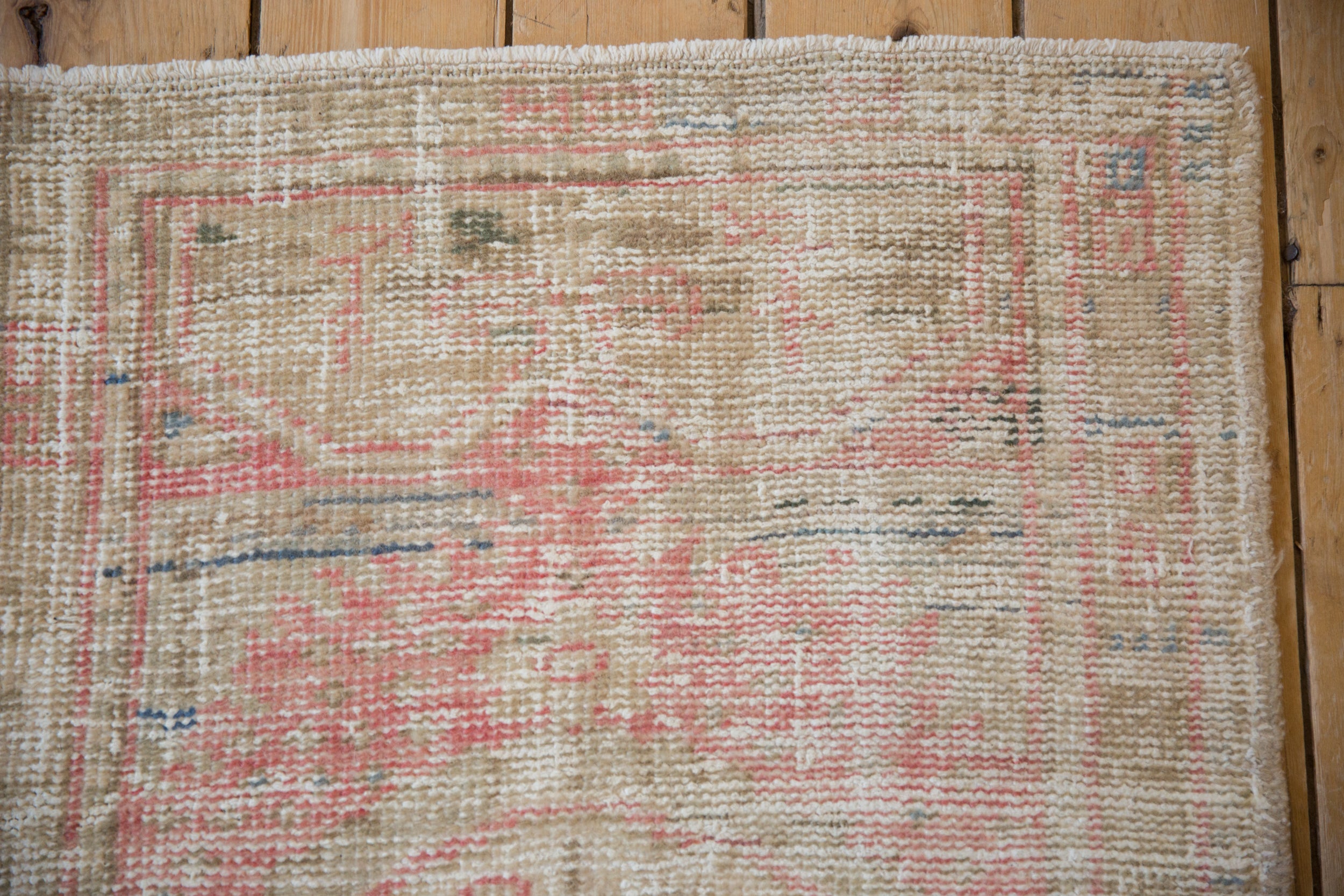 2.5x4 Vintage Distressed Oushak Rug