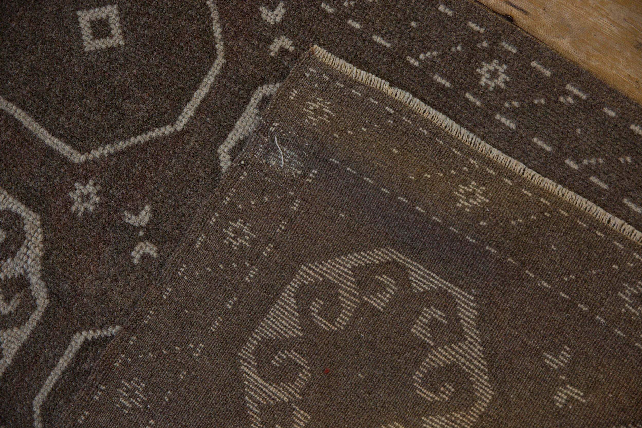 2.5x3.5 Vintage Distressed Oushak Rug