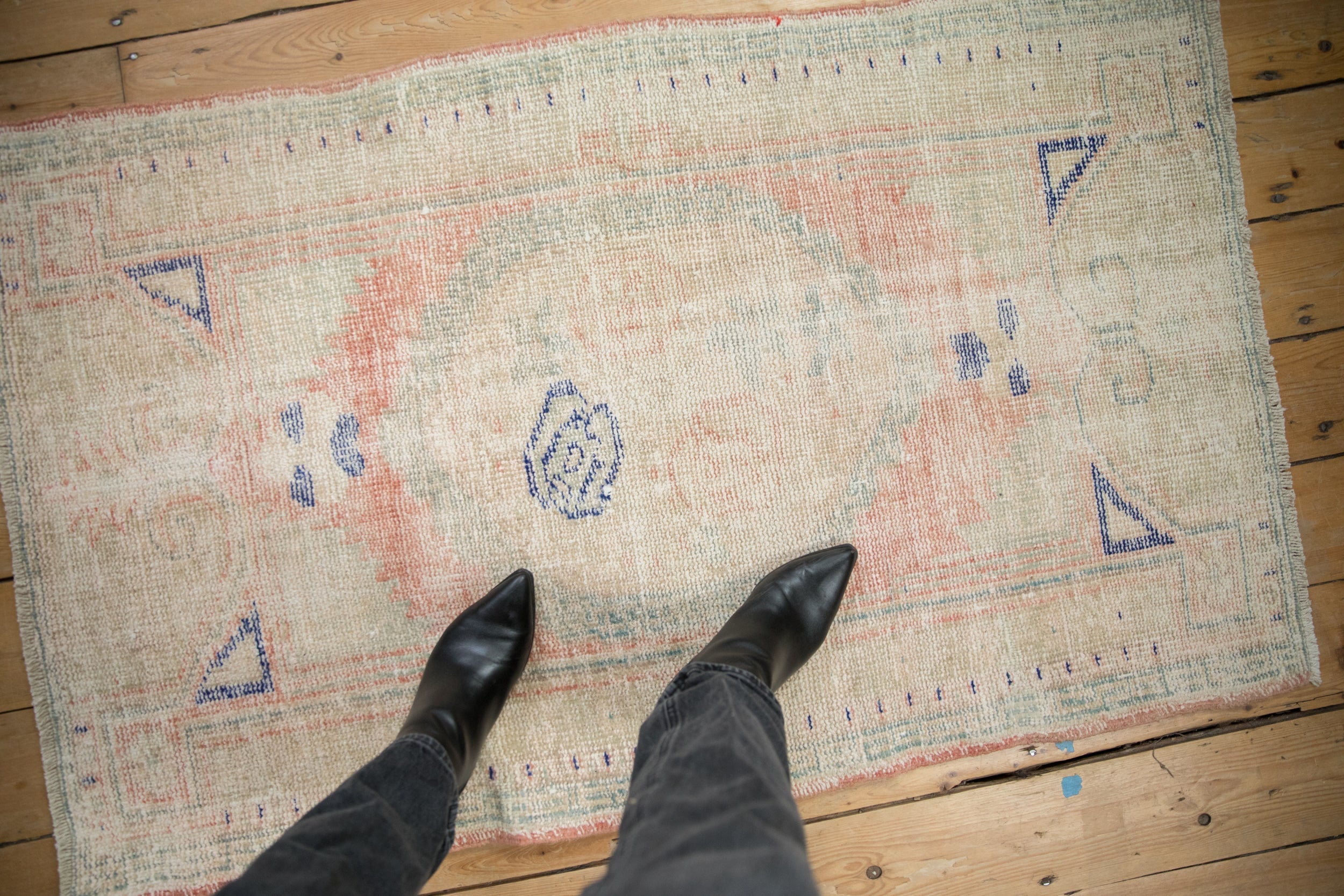 3x4.5 Vintage Distressed Oushak Rug