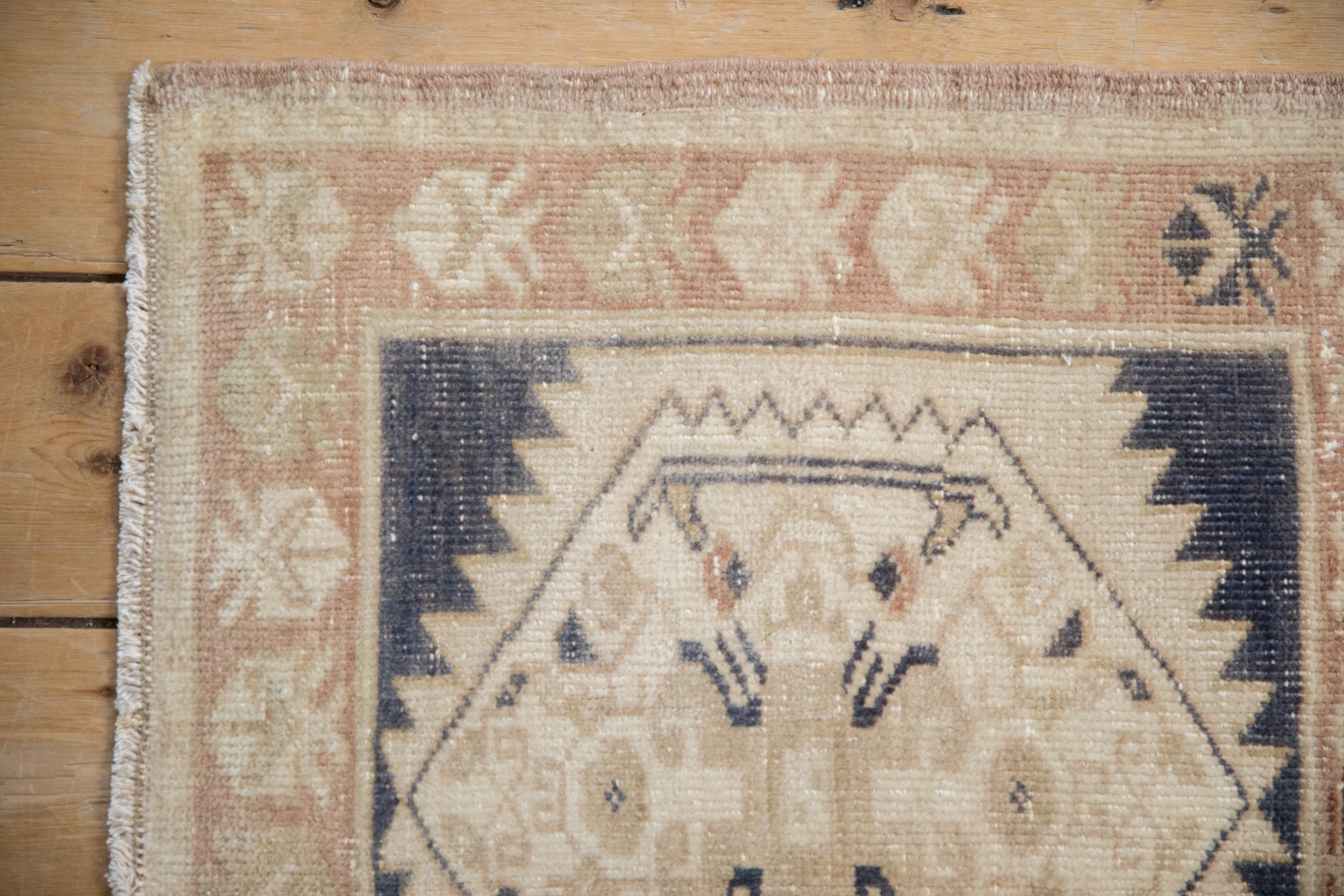 2x2 Vintage Distressed Oushak Square Rug Mat
