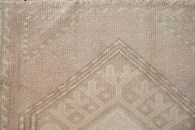 1.5x2 Vintage Distressed Oushak Square Rug Mat
