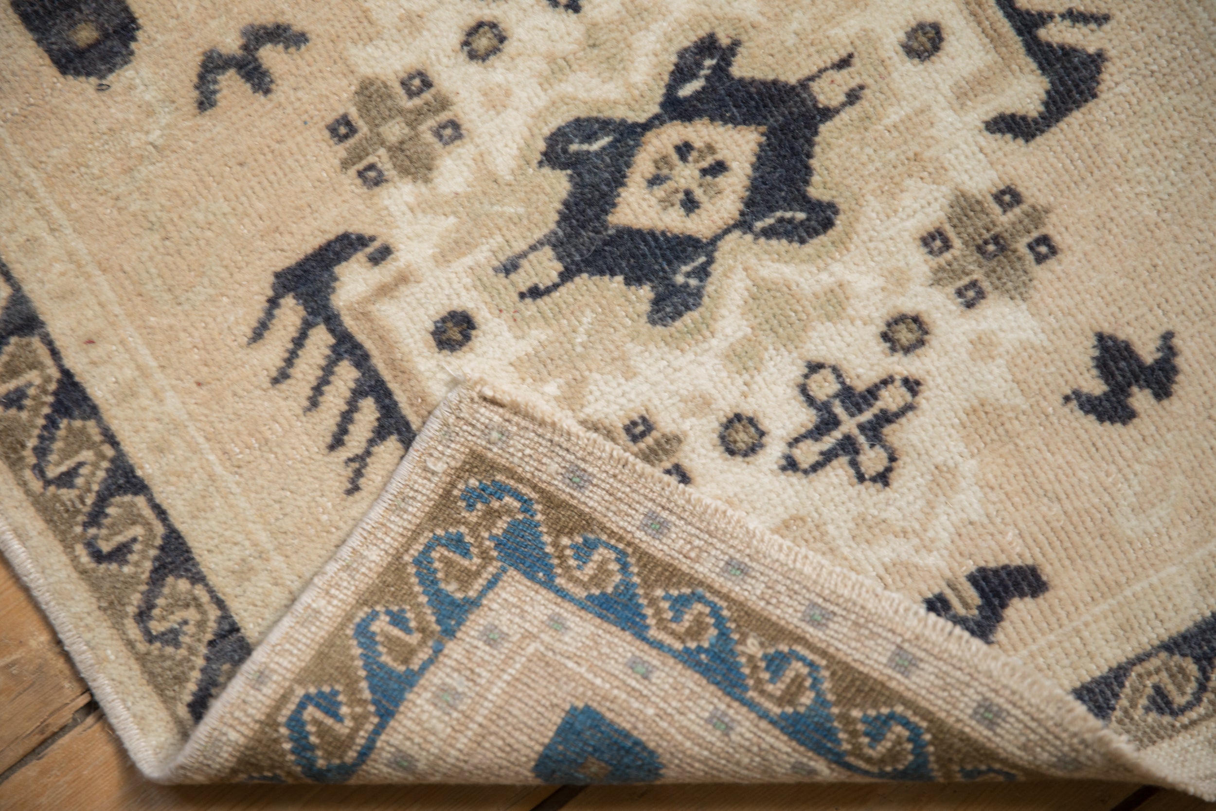 2x2 Vintage Distressed Oushak Square Rug Mat