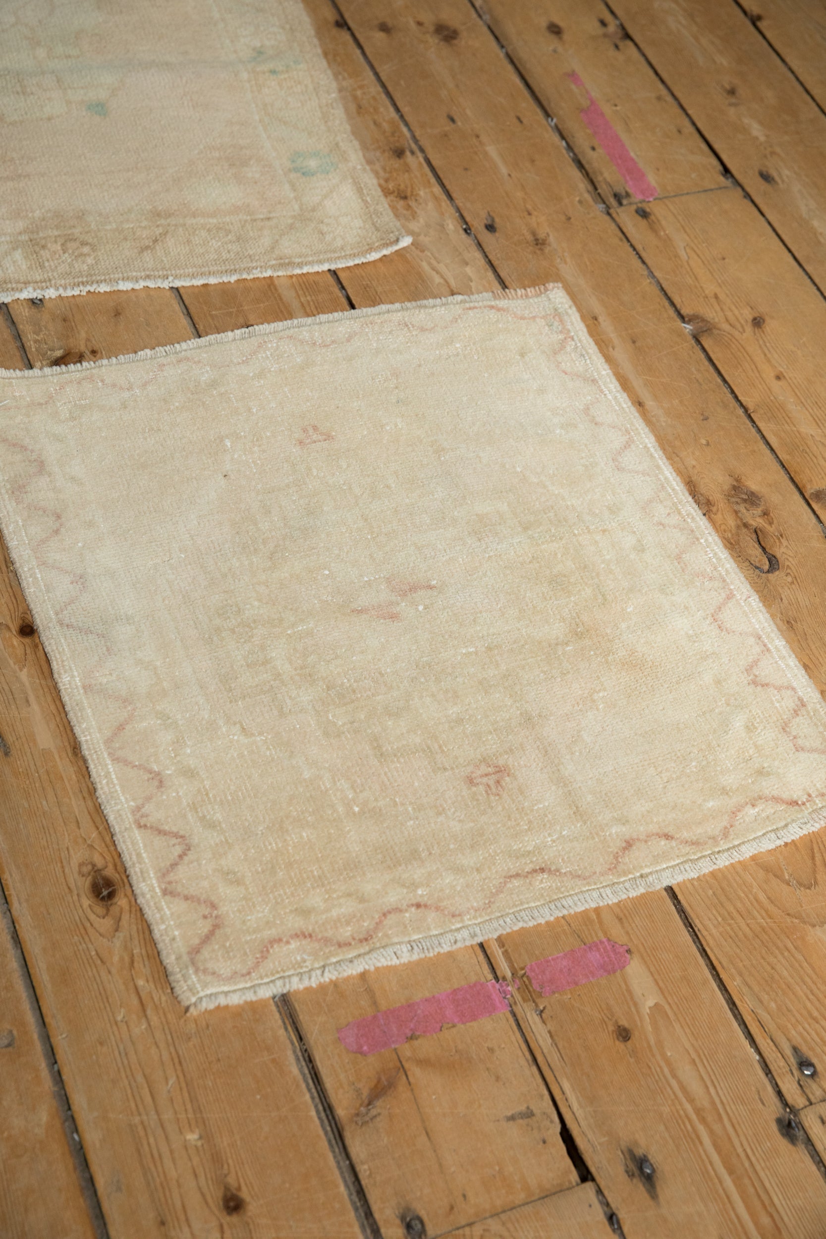2.5x2.5 Vintage Distressed Oushak Square Rug Mat