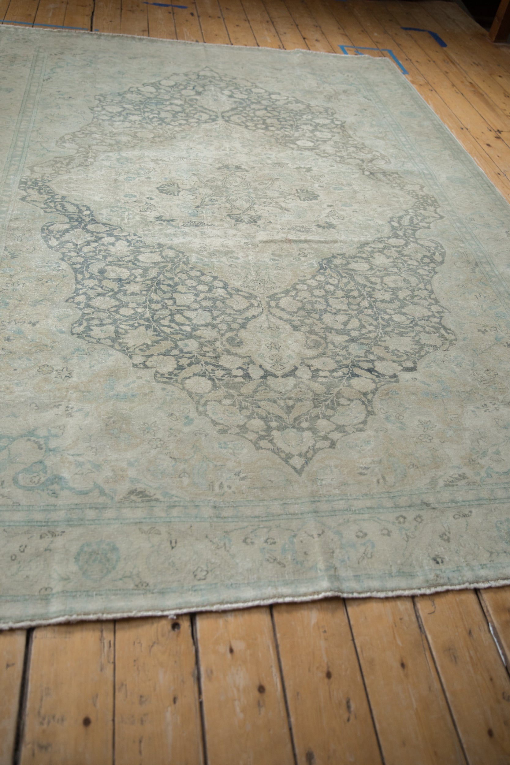 6.5x9.5 Vintage Distressed Kayseri Carpet by Old New House® - product image 7 for Resin Society