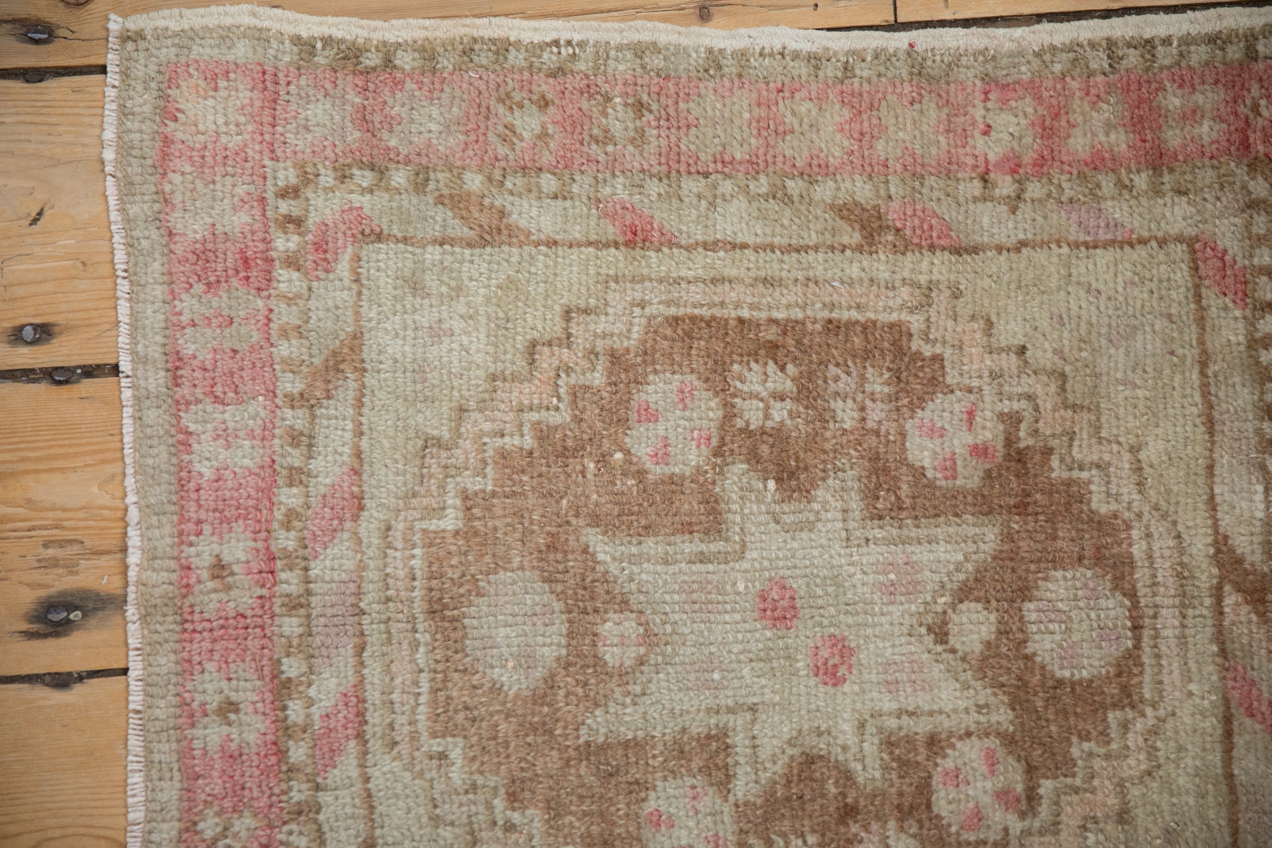 2x2 Vintage Distressed Oushak Square Rug Mat