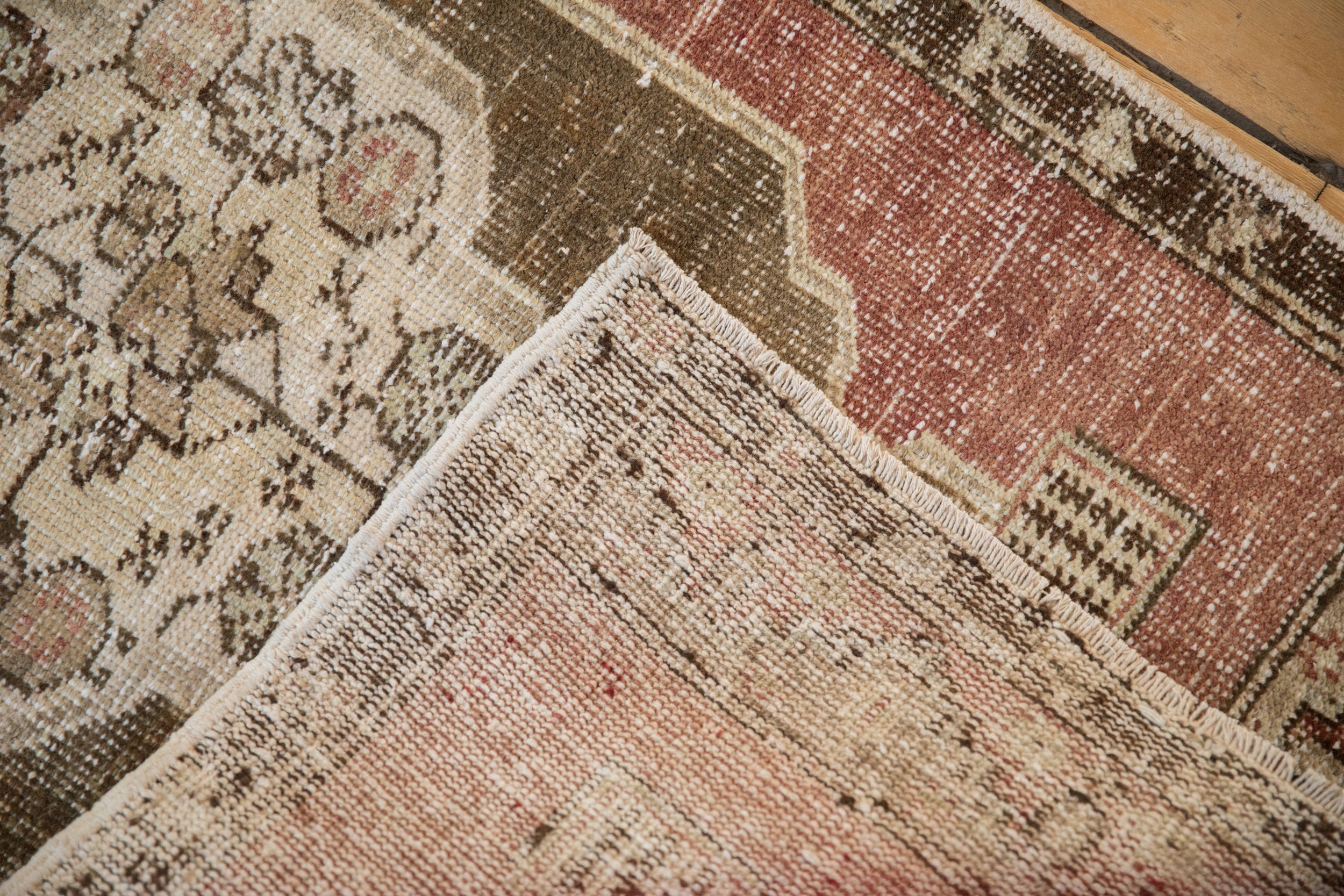 2.5x4 Vintage Distressed Oushak Rug