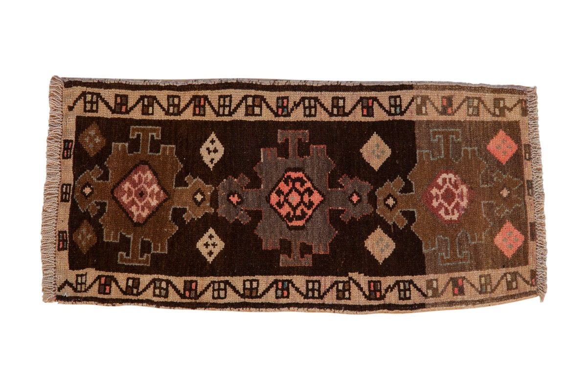 Vintage distressed Kars rug mat with triple center medallion and geometric blossom borders in assorted browns and blush tones