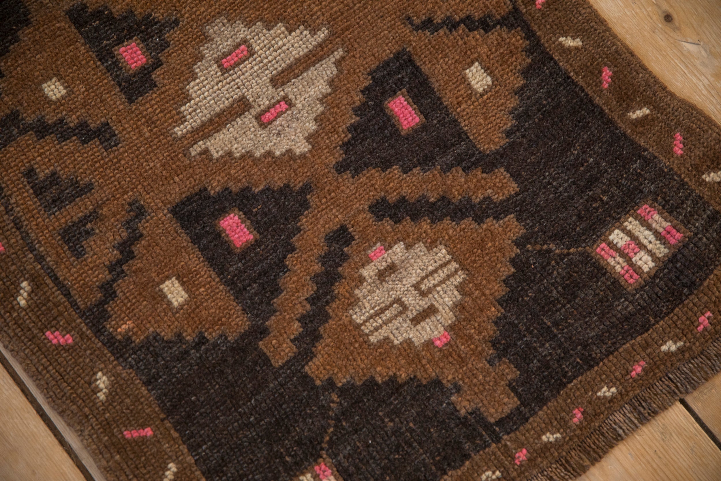 2x3 Vintage Distressed Kars Rug Mat