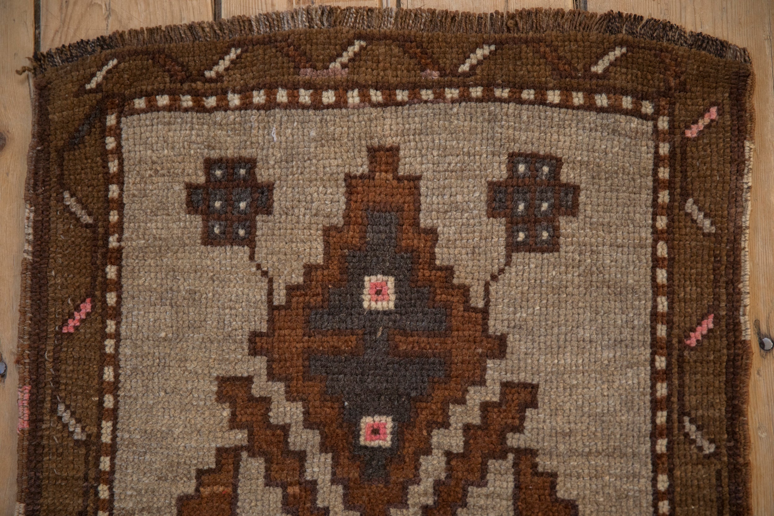 1.5x3.5 Vintage Distressed Kars Rug Mat Runner