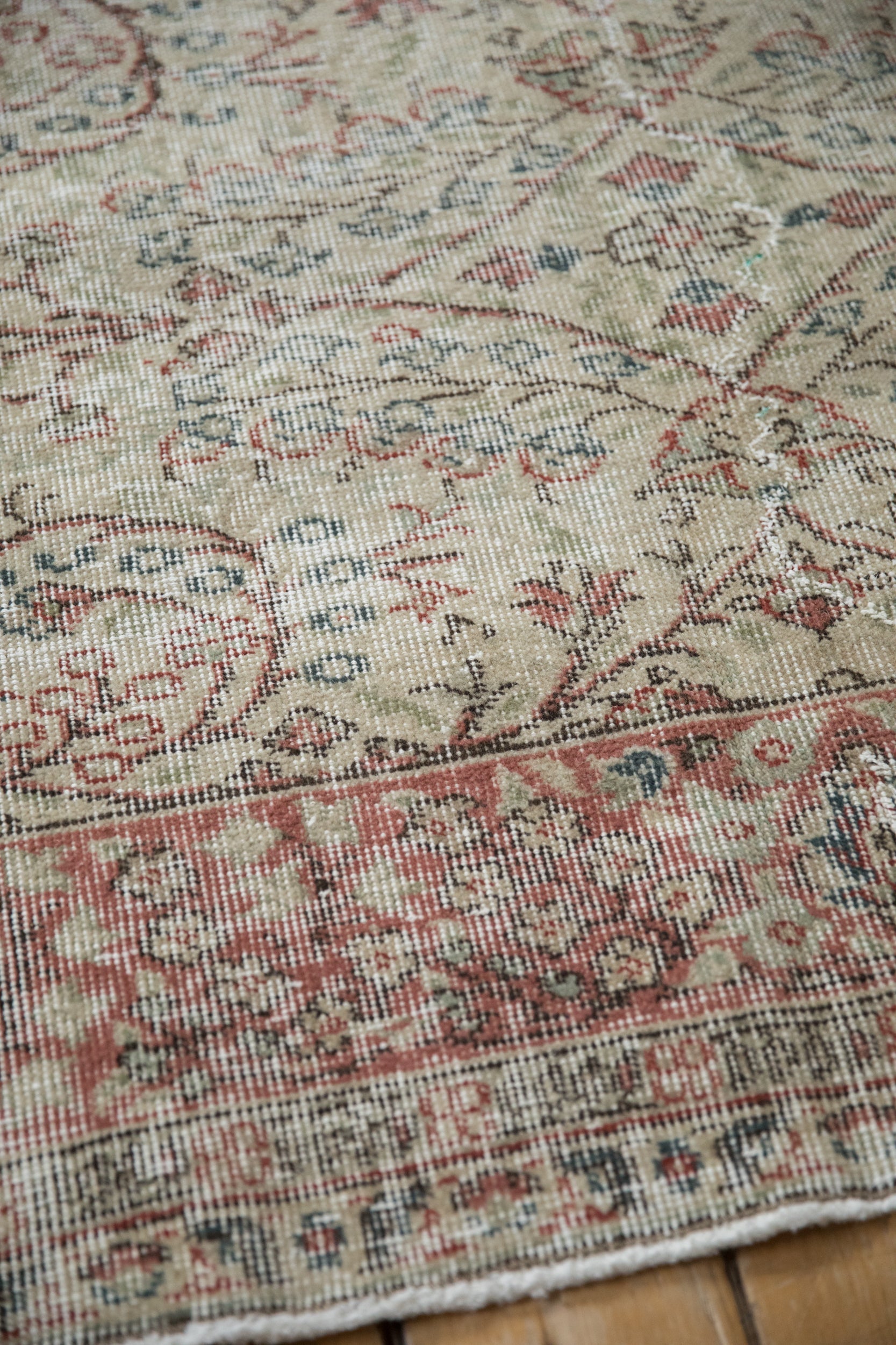 5x8 Vintage Distressed Sparta Carpet