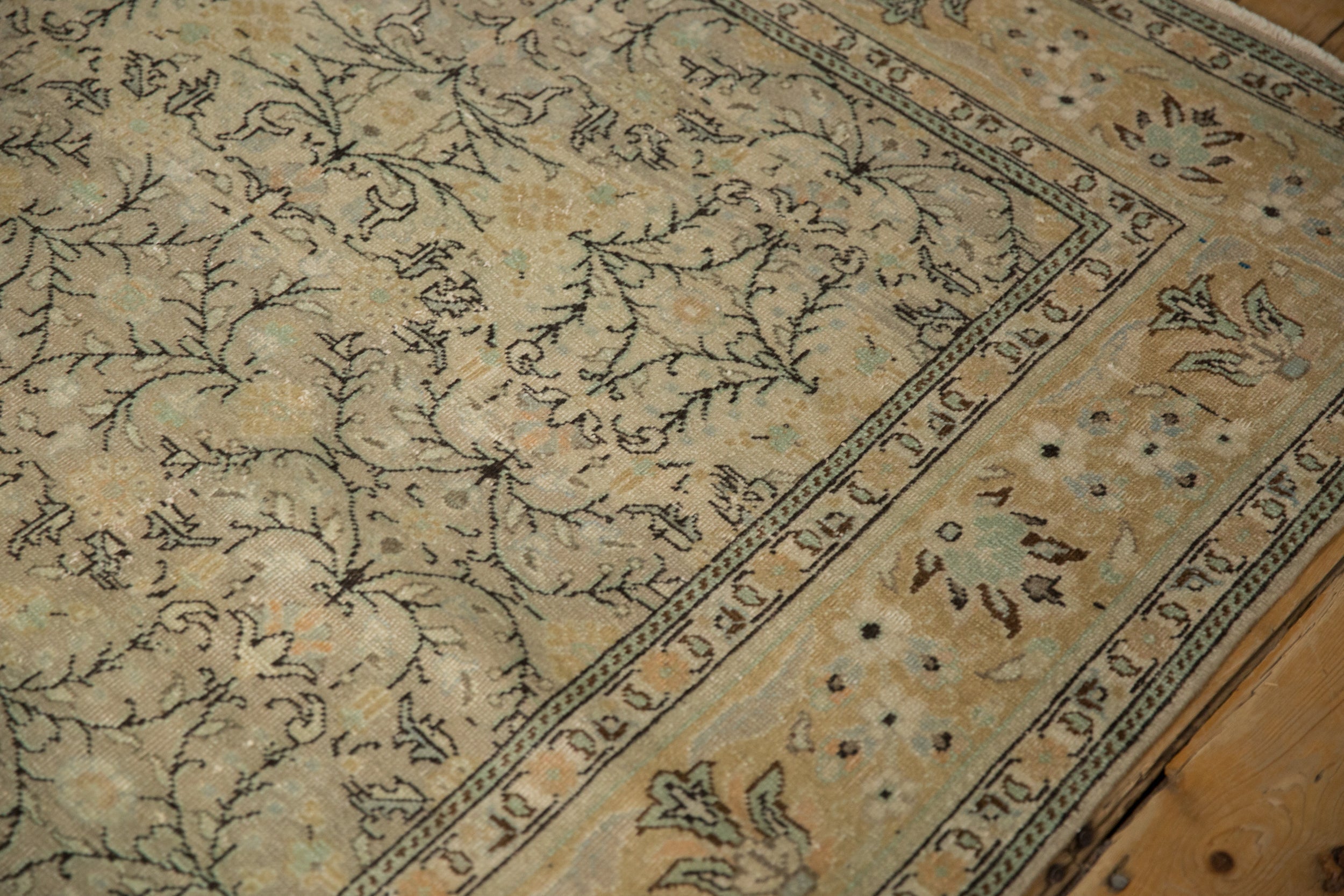 6.5x9.5 Vintage Distressed Sivas Carpet by Old New House® - product image 7 for Resin Society