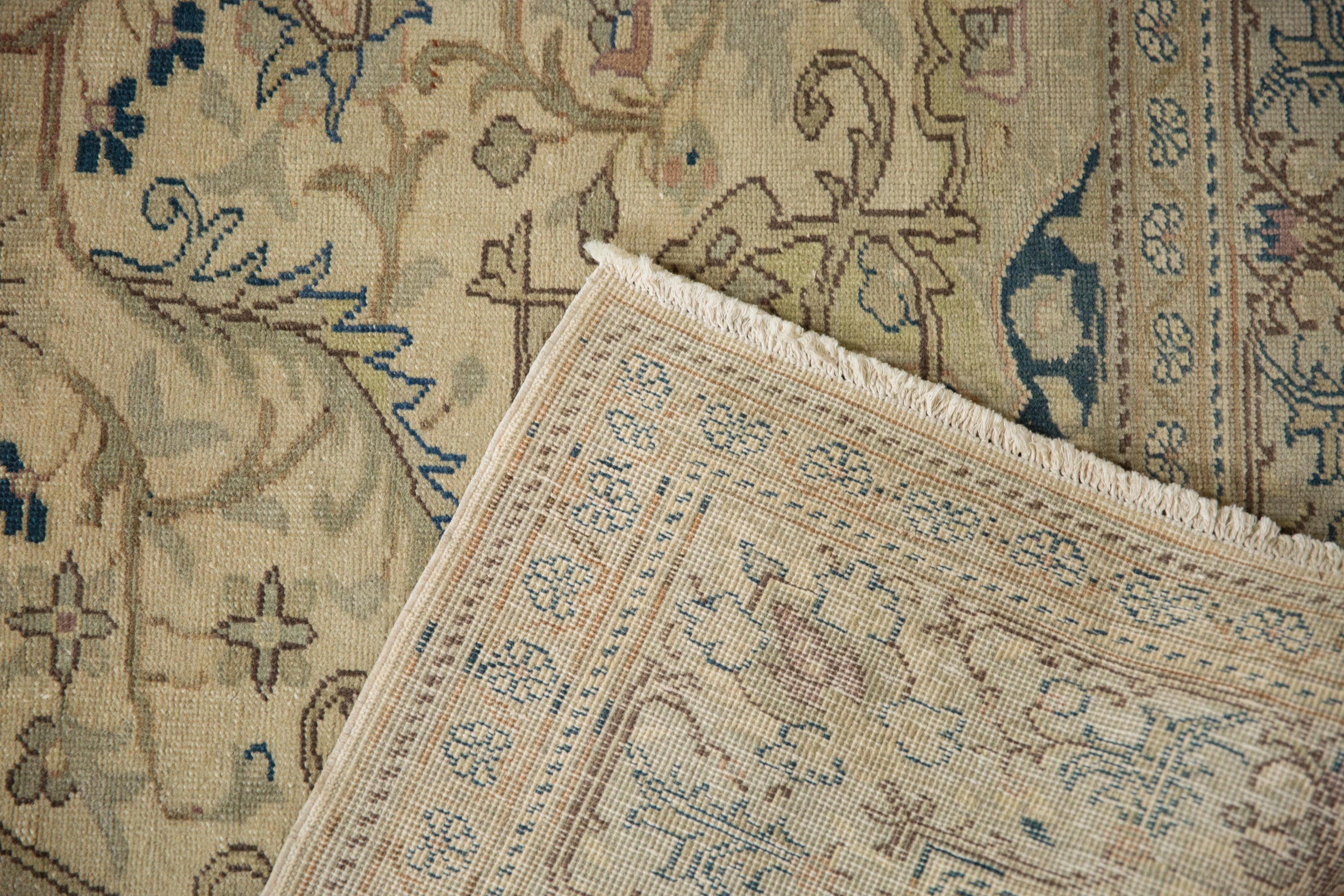 6.5x9.5 Vintage Distressed Kayseri Carpet by Old New House® - product image 11 for Resin Society