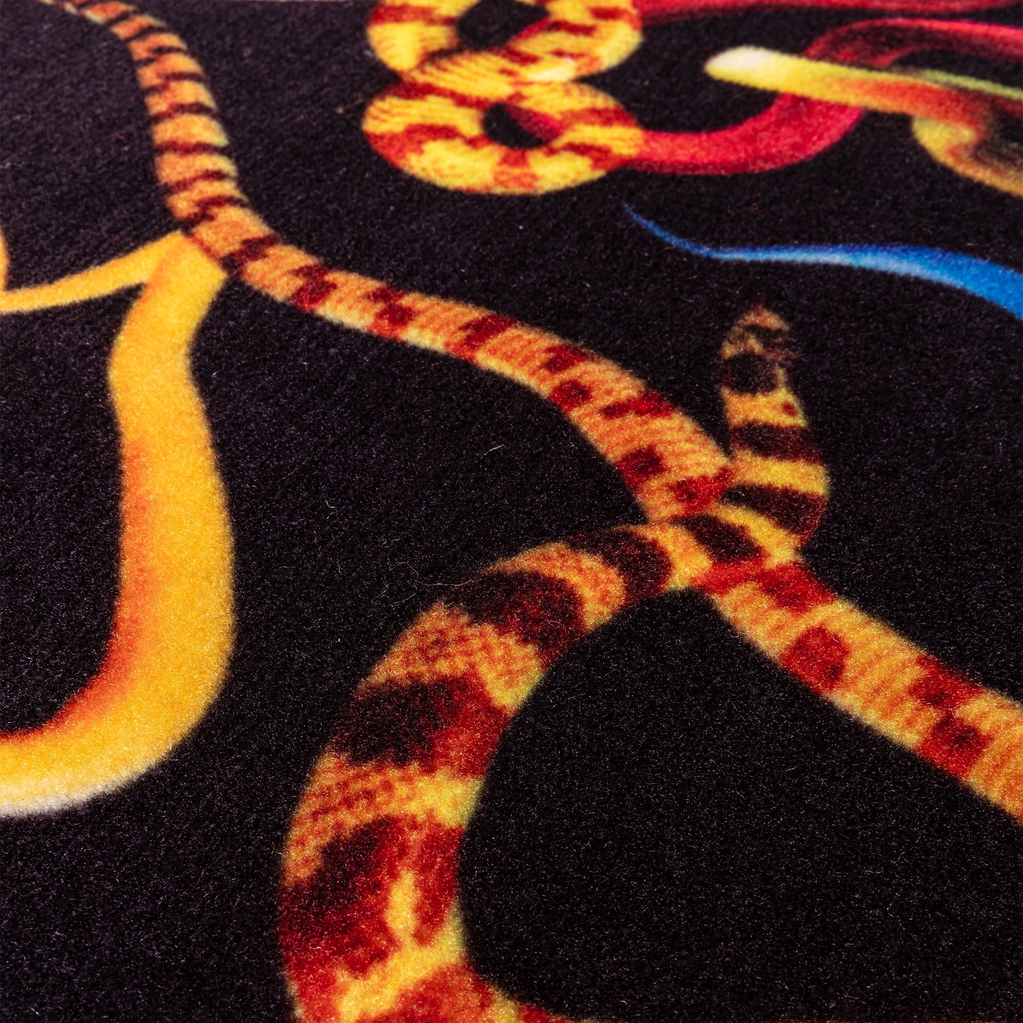 Mat Snakes detail image - Resin Society