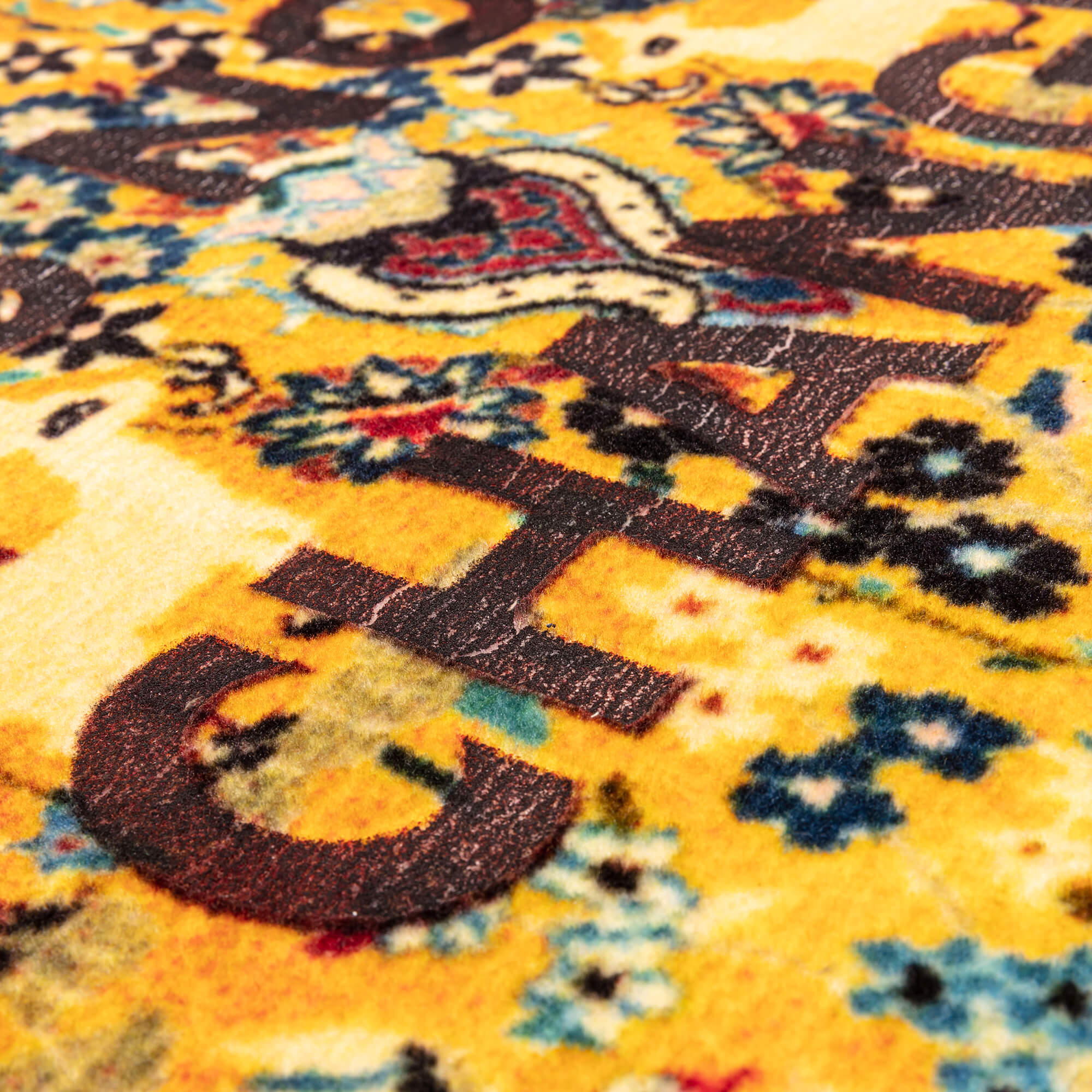 Burnt Carpet Change detail image - Resin Society