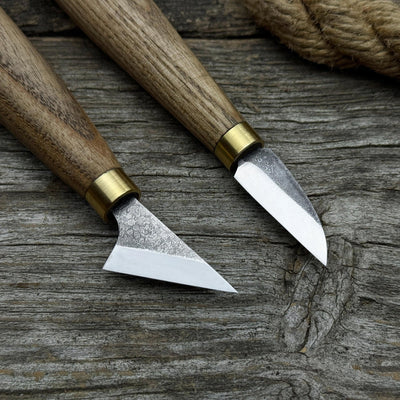 2-Piece Chip Carving Knife Set with hand-forged blades and ash wood handles