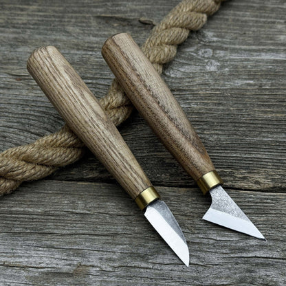 2-Piece Chip Carving Knife Set with hand-forged blades and ash wood handles