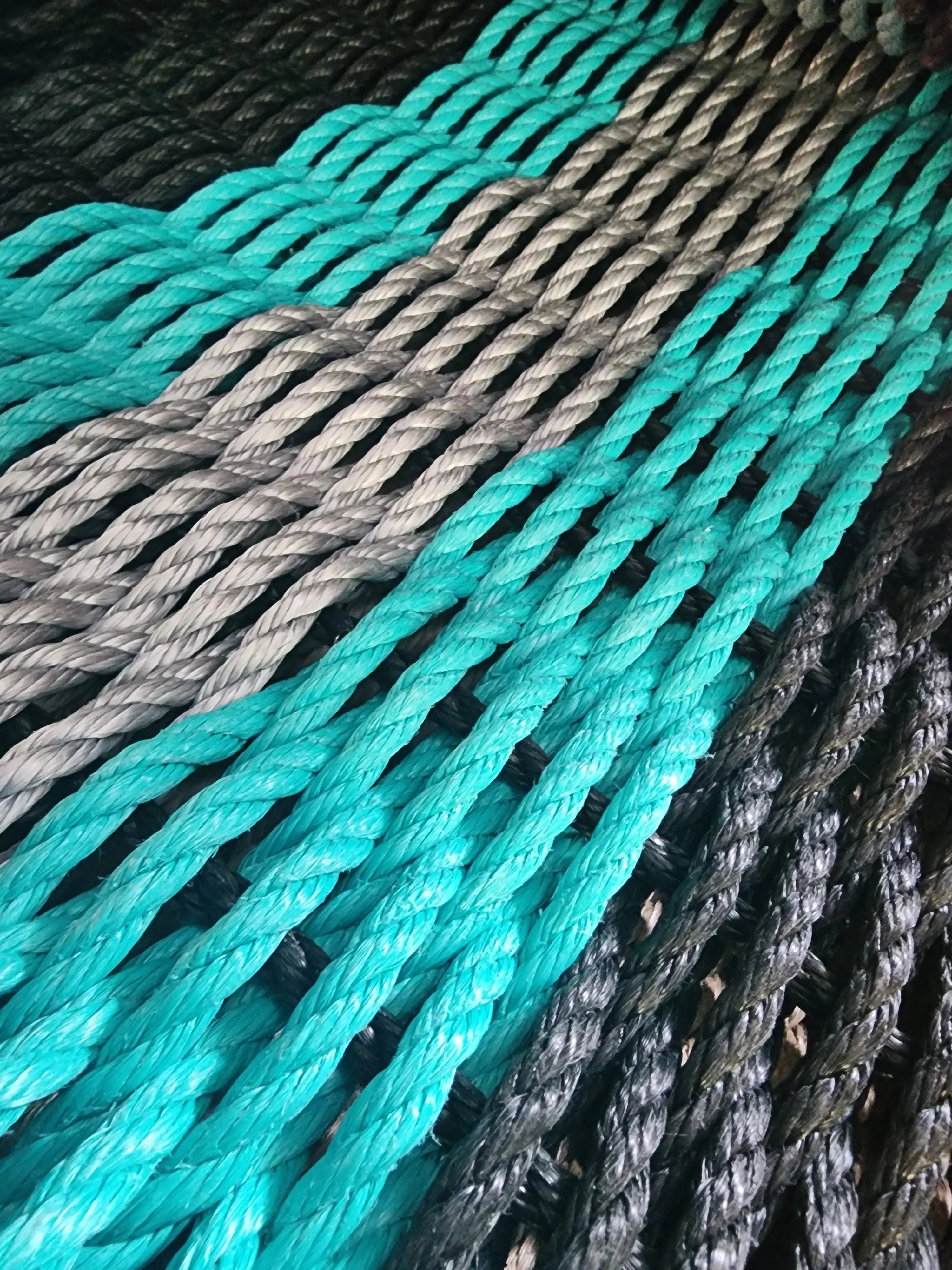 5 Stripe Lobster Rope Mat in Black, Teal, and Light Gray by Little Salty Rope