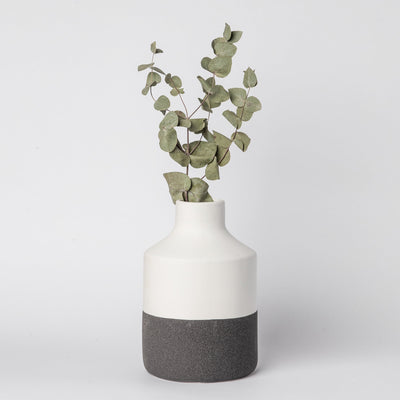 216 — Minimalist Ceramic Vase by Porto Boutique - main product image for Resin Society